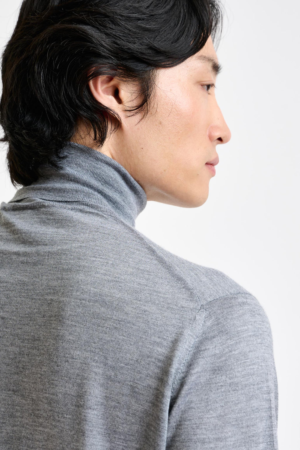 Mid-Grey Cashmere Merino Silk Blend Telford Turtleneck Sweater — detail 2