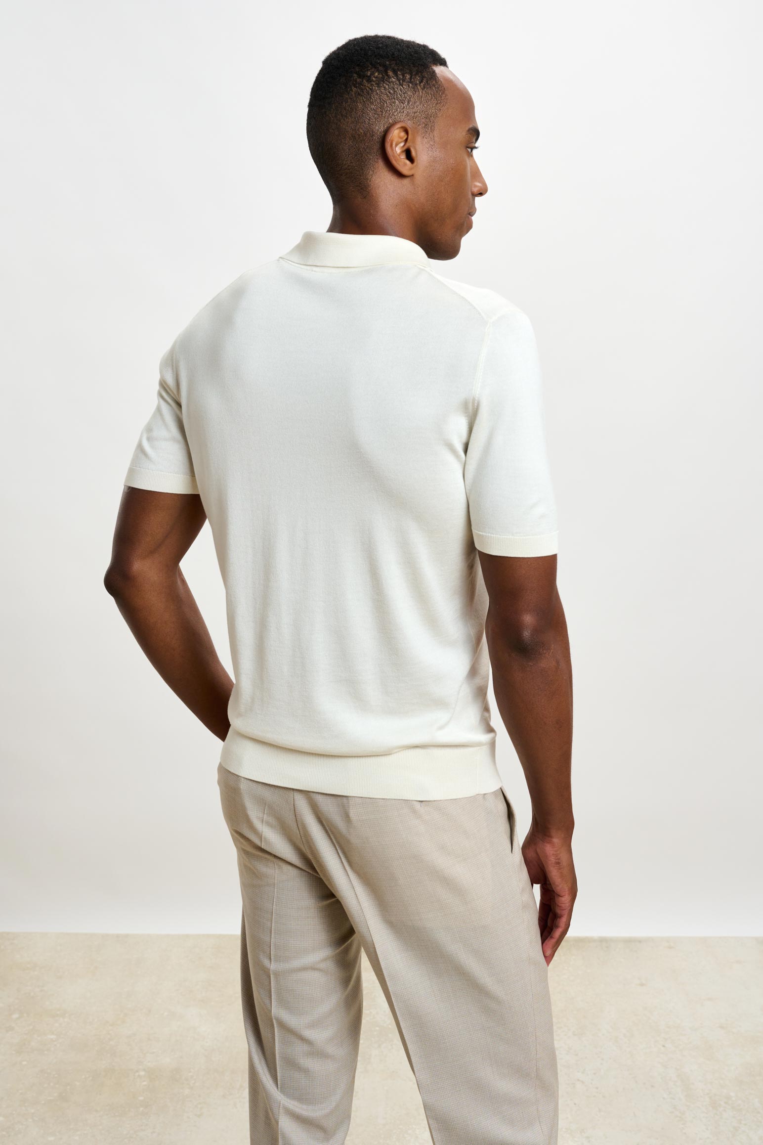 Cream Silk Knitted Kendal Short Sleeve 3 Button Polo Shirt — detail 3