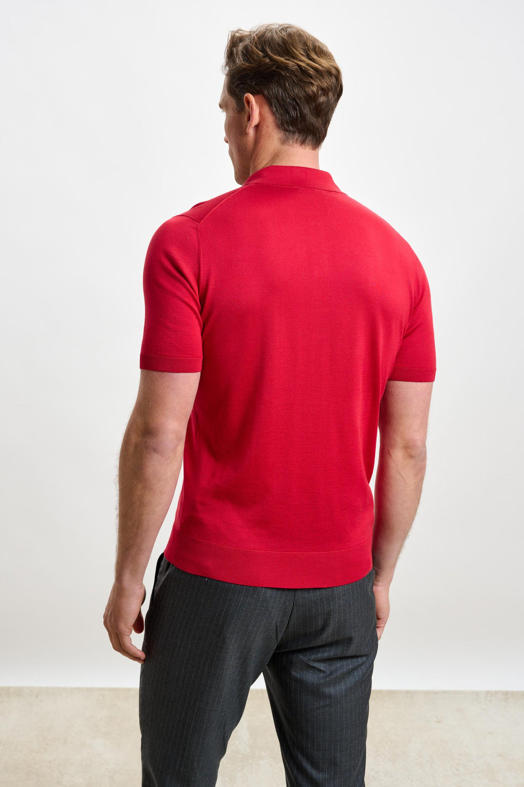 Carmine Silk Knitted Kendal Short Sleeve 3 Button Polo Shirt — detail 3