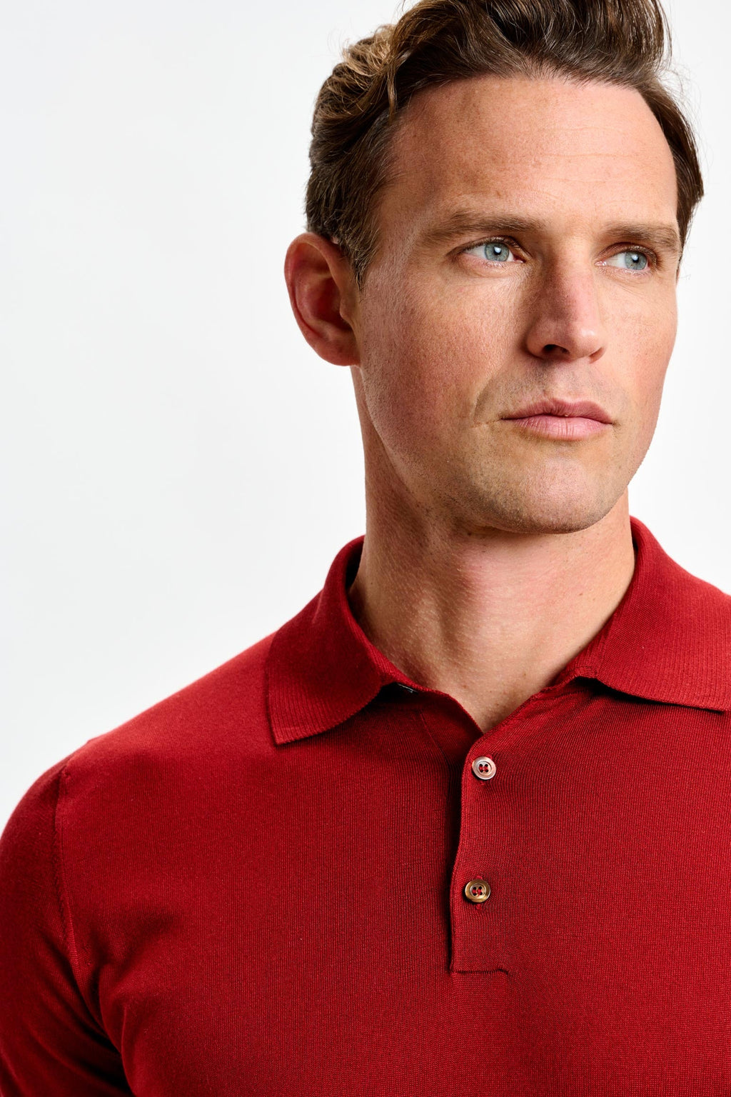 Red Silk Knitted Kendal Short Sleeve 3 Button Polo Shirt — detail 2