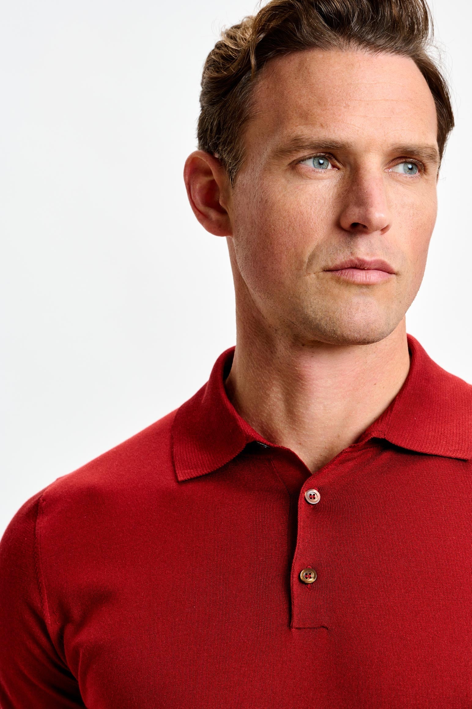 Red Silk Knitted Kendal Short Sleeve 3 Button Polo Shirt — detail 2