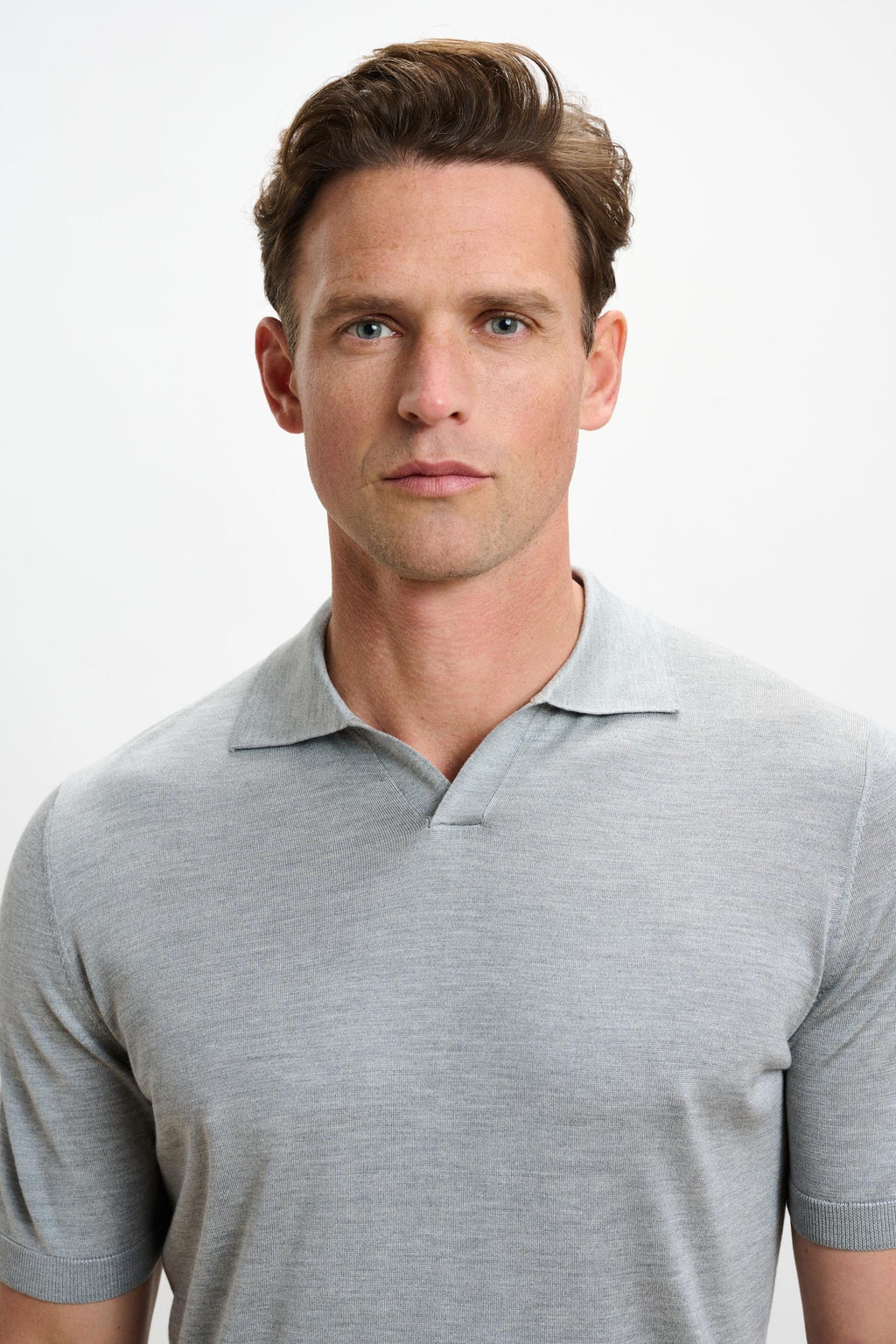 Grey Silk Knitted Short Sleeve Open Collar Cawdor Polo Shirt — detail 2
