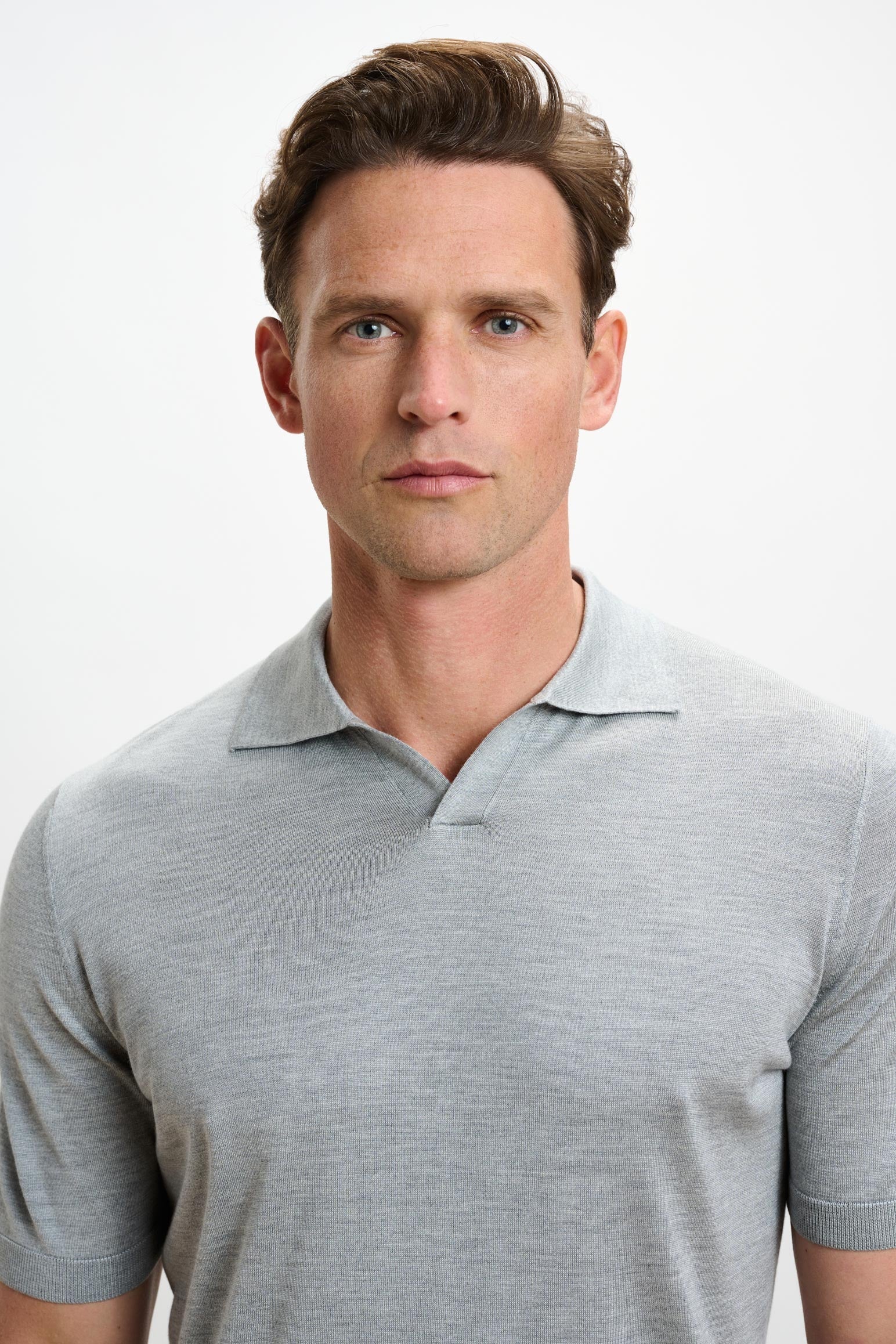 Grey Silk Knitted Short Sleeve Open Collar Cawdor Polo Shirt — detail 2