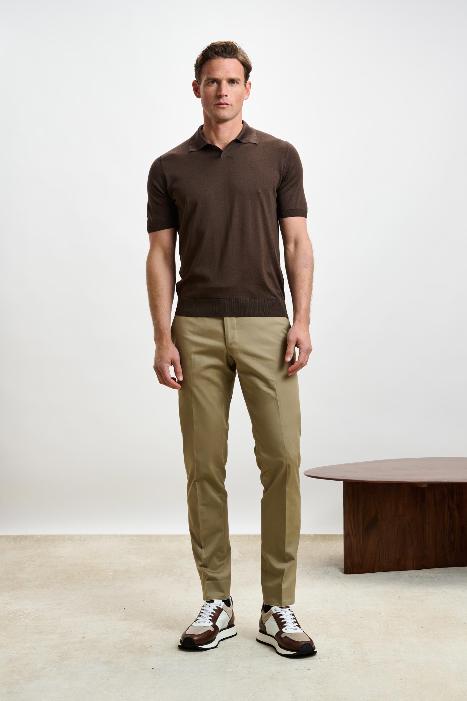 Chocolate Silk Knitted Short Sleeve Open Collar Cawdor Polo Shirt — detail 1