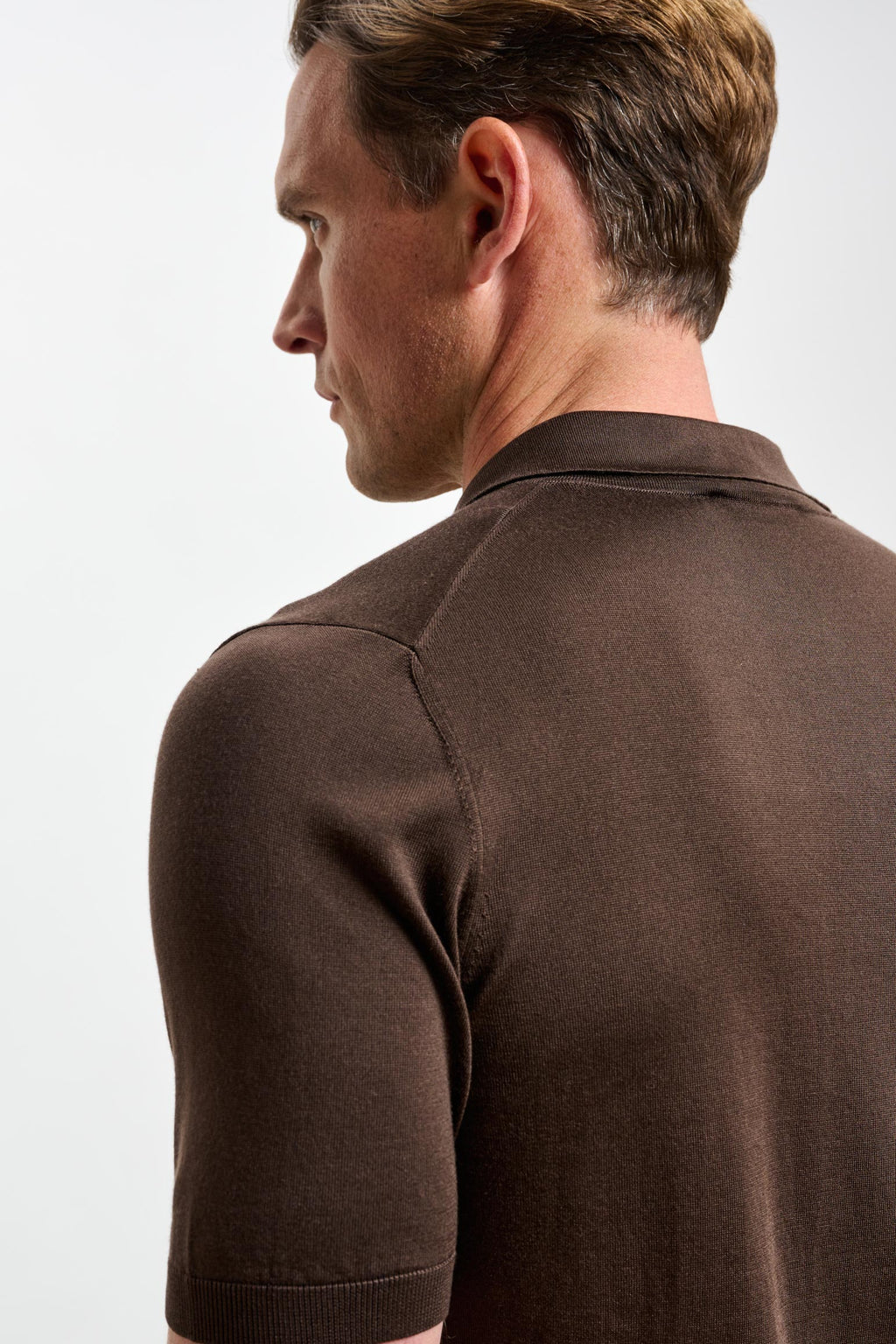 Chocolate Silk Knitted Short Sleeve Open Collar Cawdor Polo Shirt — detail 3