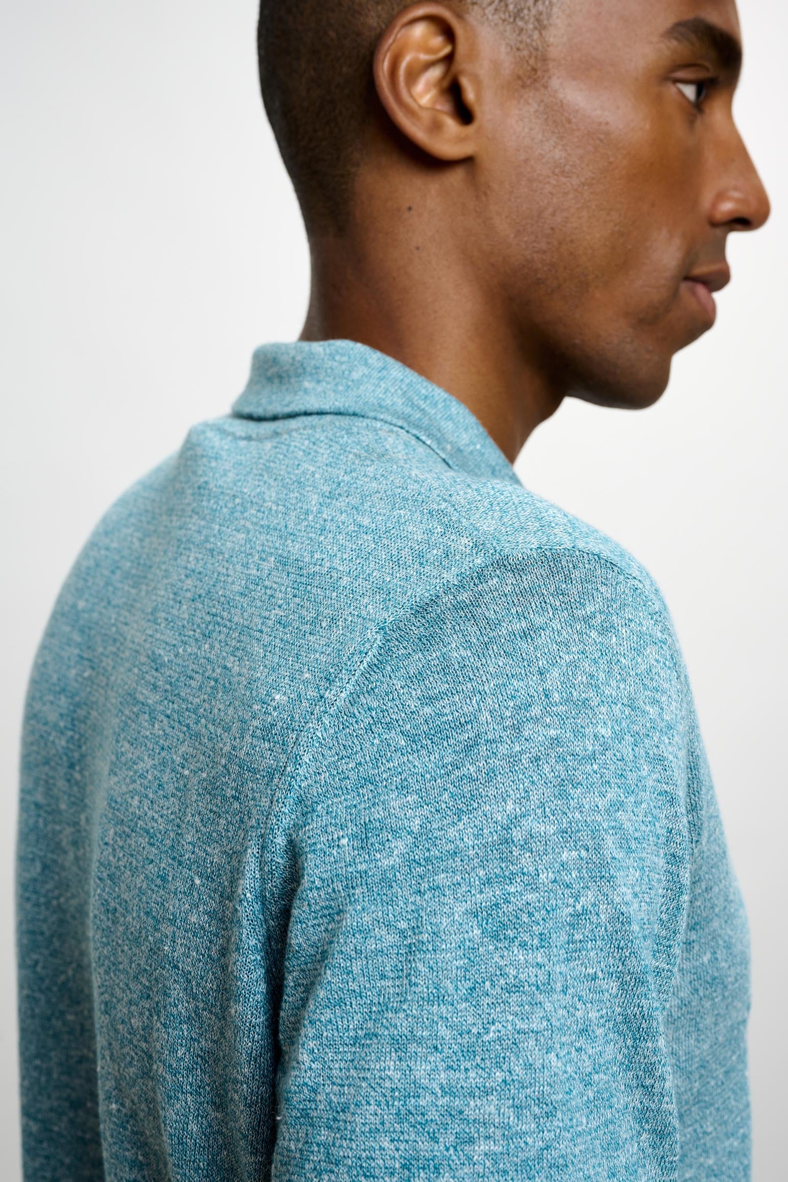 Turquoise Blue Silk Knitted Short Sleeve Open Collar Cawdor Polo Shirt — detail 4