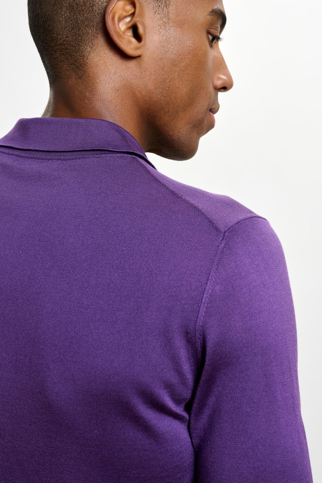 Violet Silk Knitted Short Sleeve Open Collar Cawdor Polo Shirt — detail 3