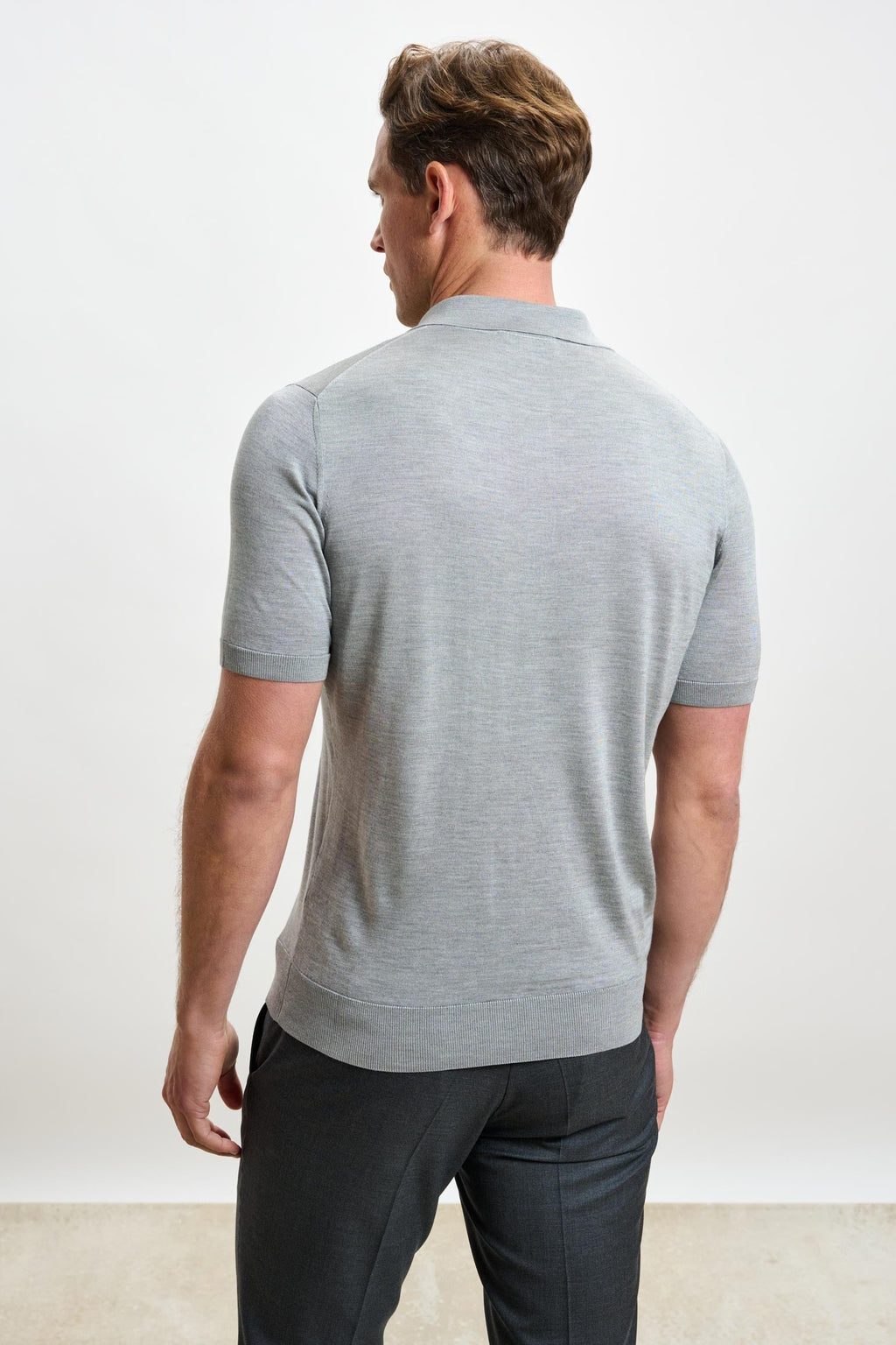 Dove Grey Silk Knitted Kendal Short Sleeve 3 Button Polo Shirt — detail 3