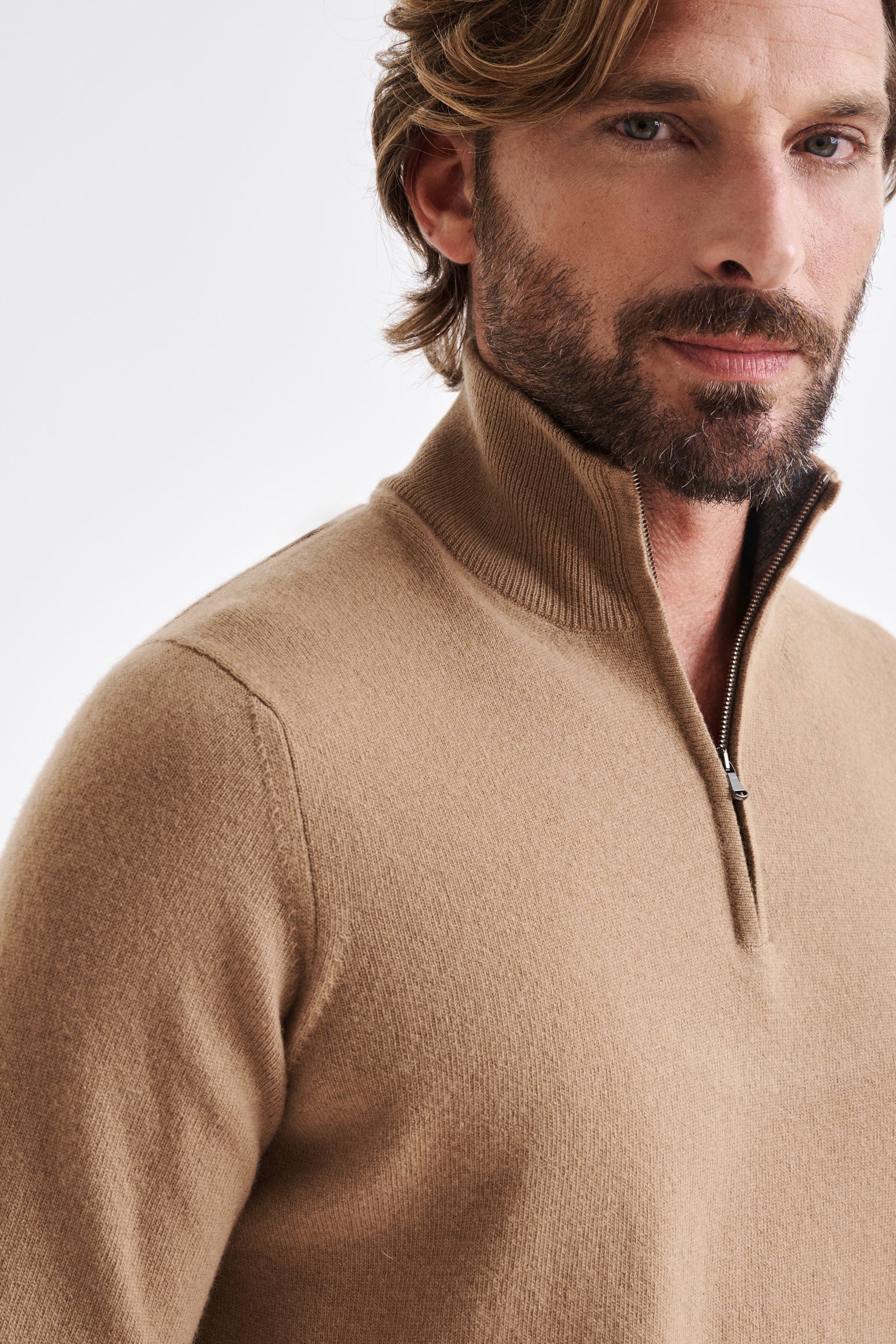 Camel Wool & Cashmere Plockton Zipped Mock Neck Sweater — detail 1