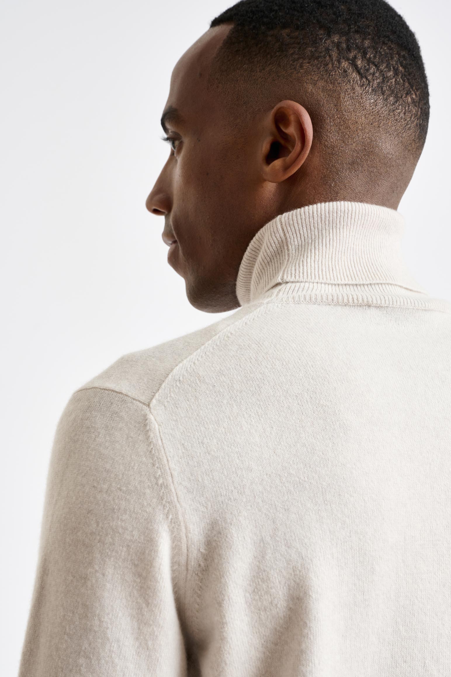 Off-White 100% Cashmere Drumberg Rollneck Knit — detail 1