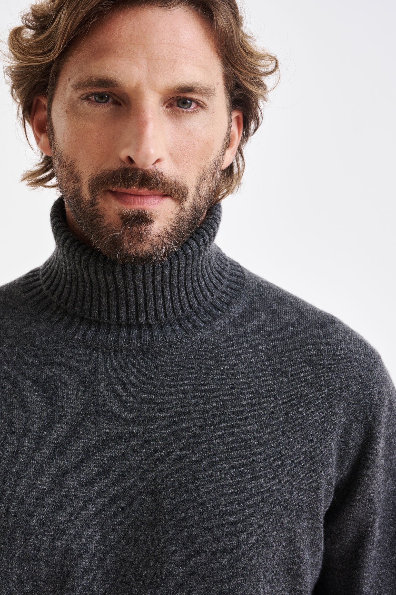Dark Grey 100% Cashmere Crawley Rollneck Knit — detail 1