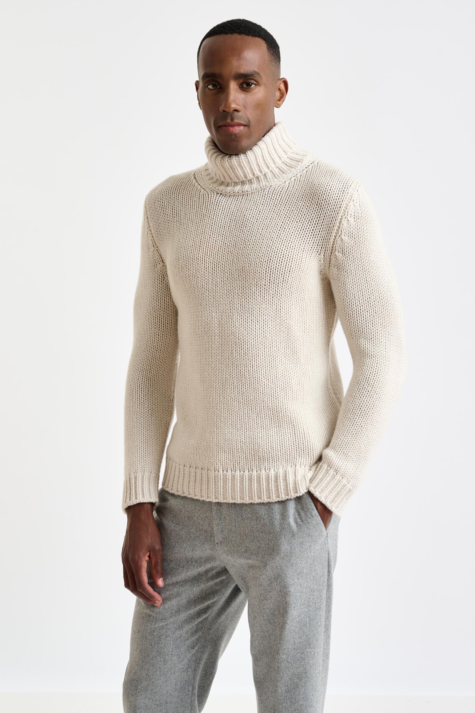 Off-White Chunky 100% Cashmere Banbury Rollneck Sweater