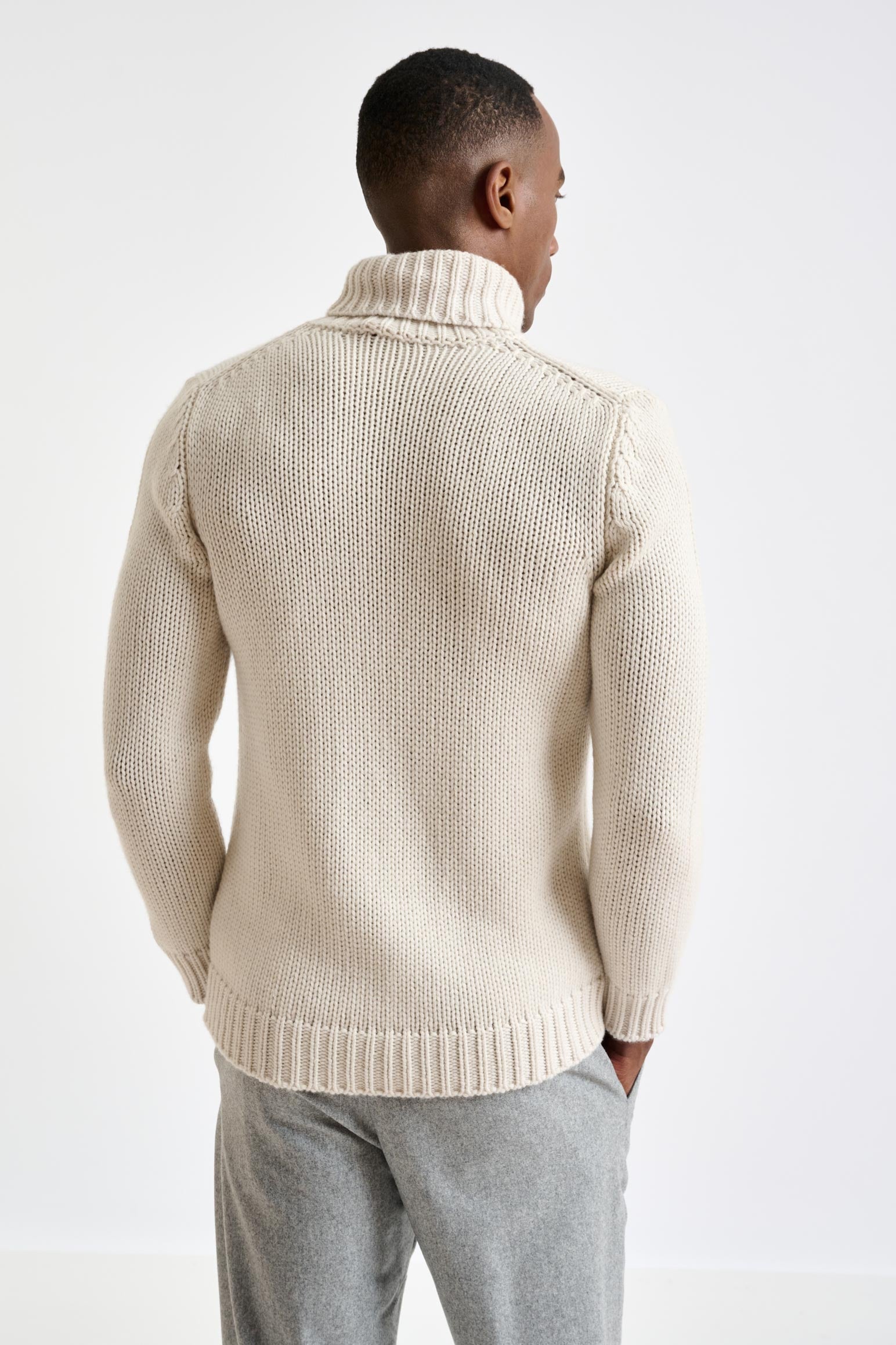 Off-White Chunky 100% Cashmere Banbury Rollneck Sweater — detail 3