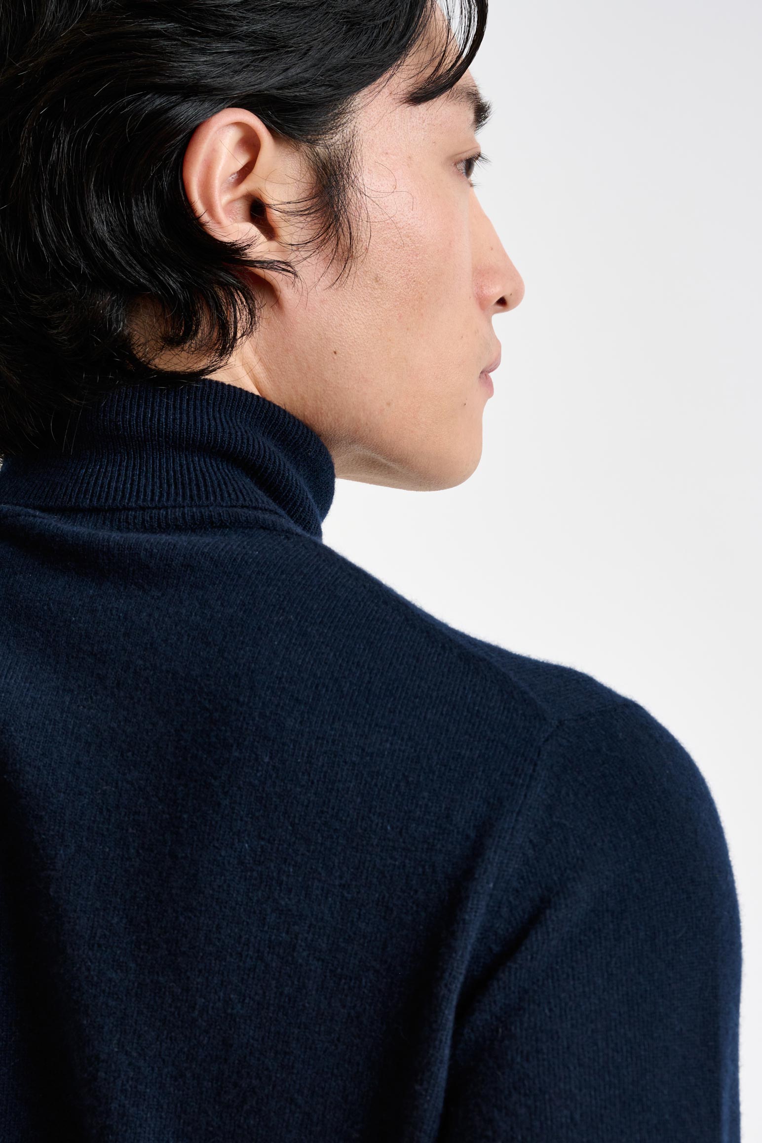Navy Cashmere & Silk Blend Telford Turtleneck Sweater — detail 1