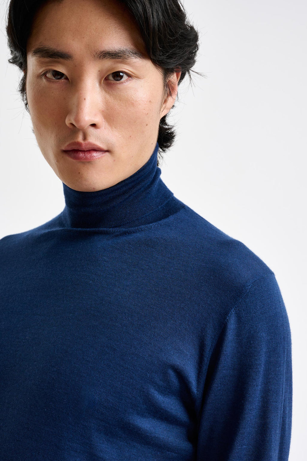 Neptune Blue Cashmere & Silk Blend Telford Turtleneck Sweater — detail 1