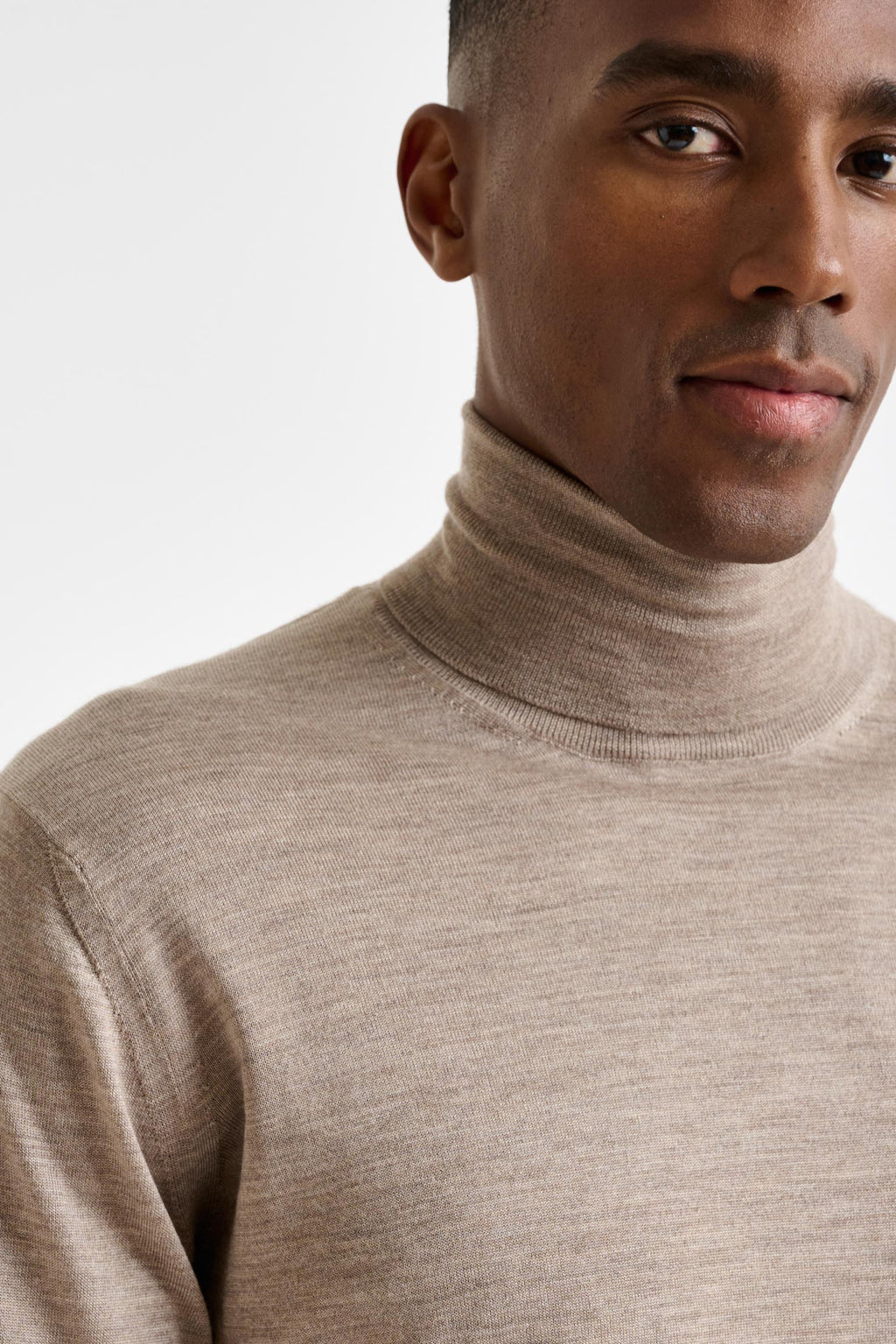 Dune Melange Cashmere Merino Silk Blend Telford Turtleneck Sweater — detail 1