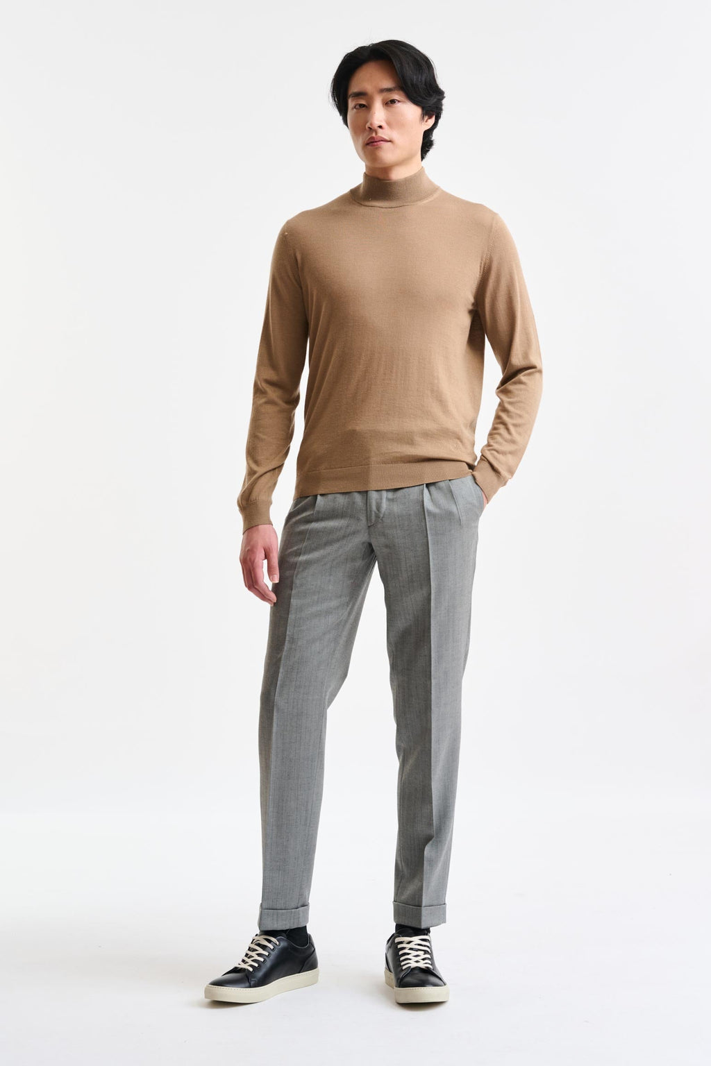 Camel Cashmere & Merino Silk Ramsey High Crew Knitwear — detail 2