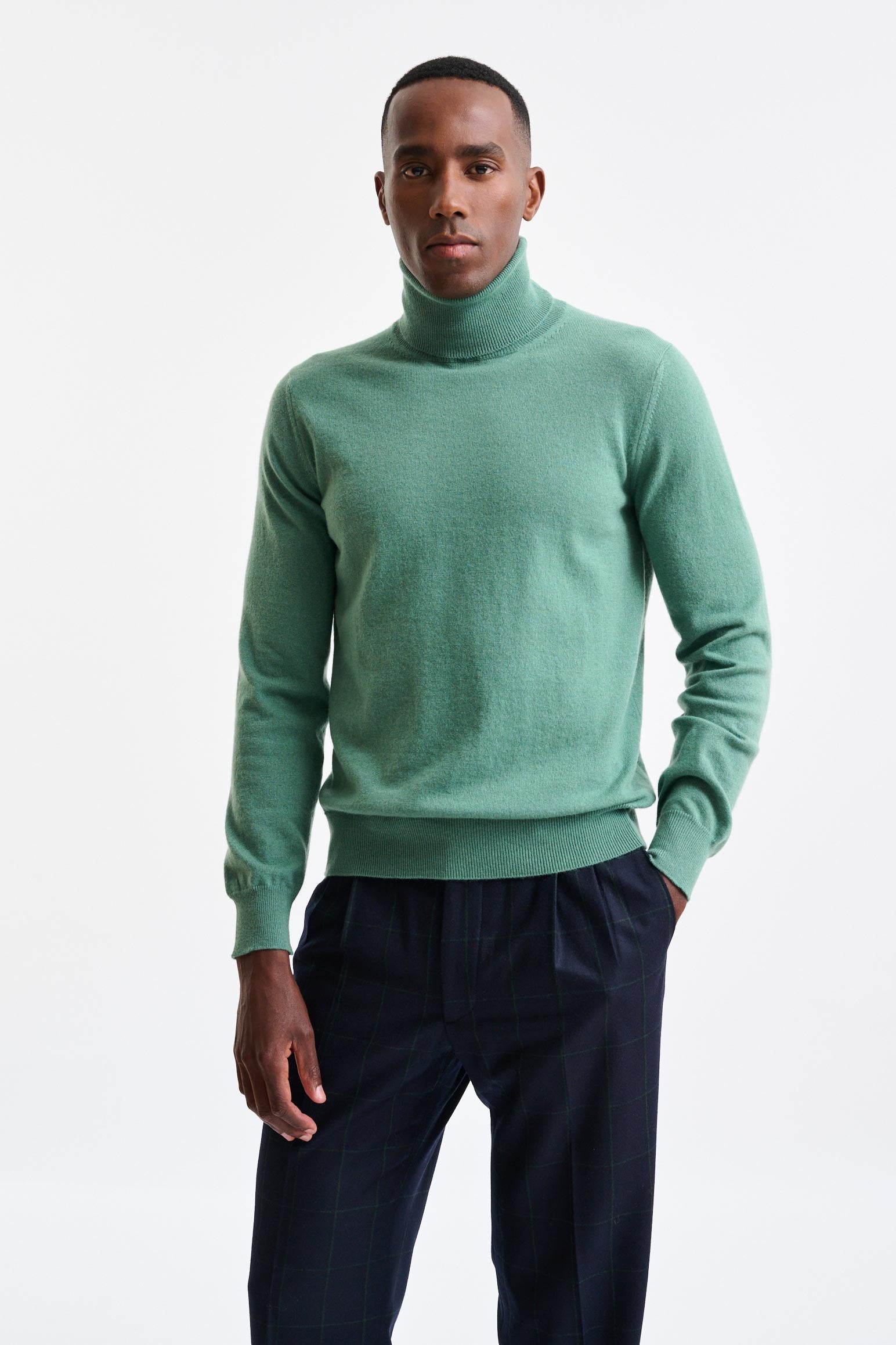 Frosty Spruce Cashmere Drumberg Rollneck Knitwear