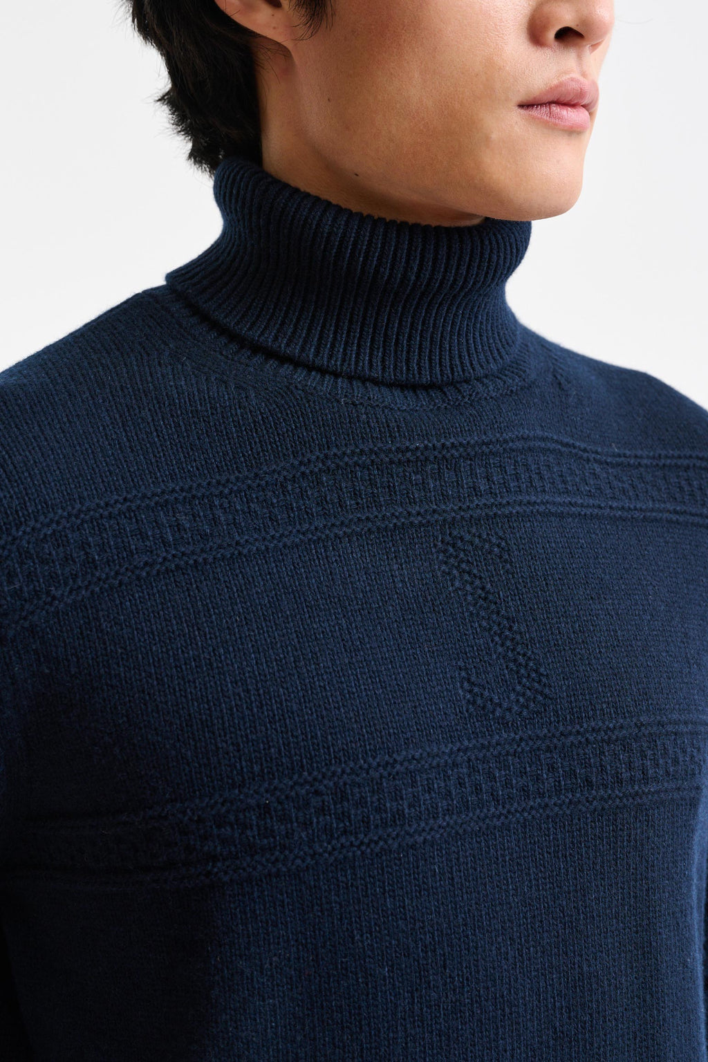 Navy Cashmere & Wool Glamis Rollneck Knitwear — detail 1
