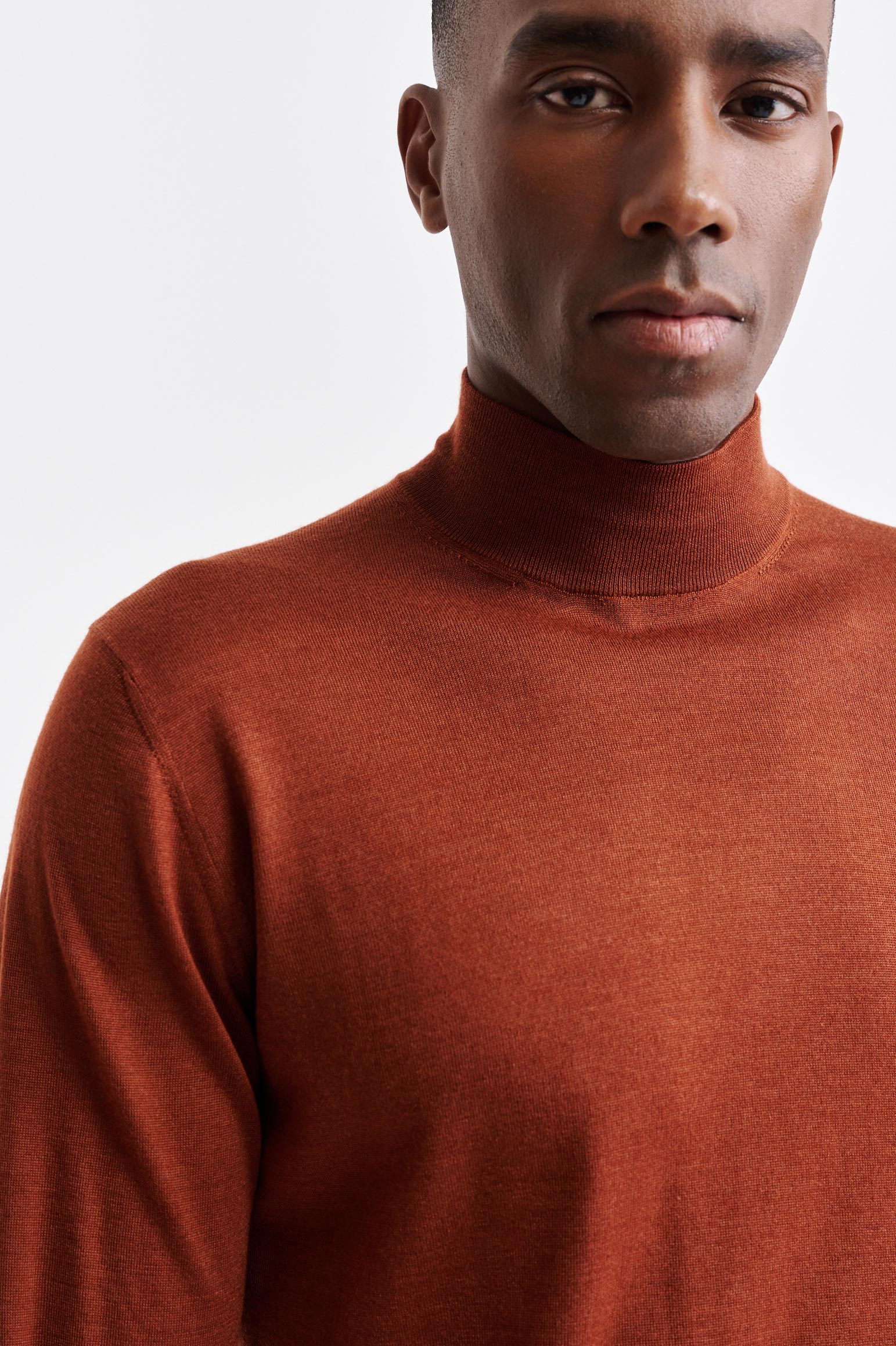 Intense Rust Cashmere & Silk High Crewneck Ramsey Knitwear — detail 2