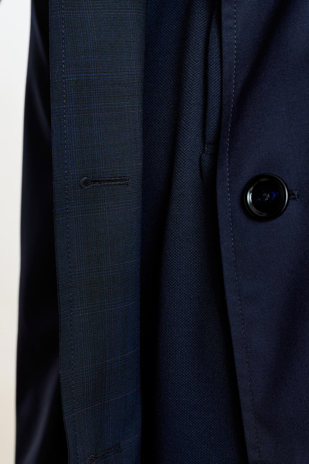 Navy Lomond Reversible Raincoat — detail 4