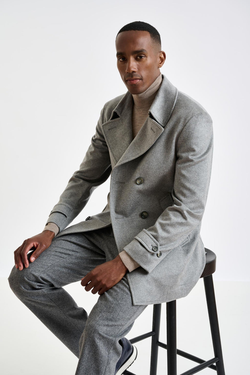 Grey 100% Cashmere Nelson Peacoat Zeus — detail 2