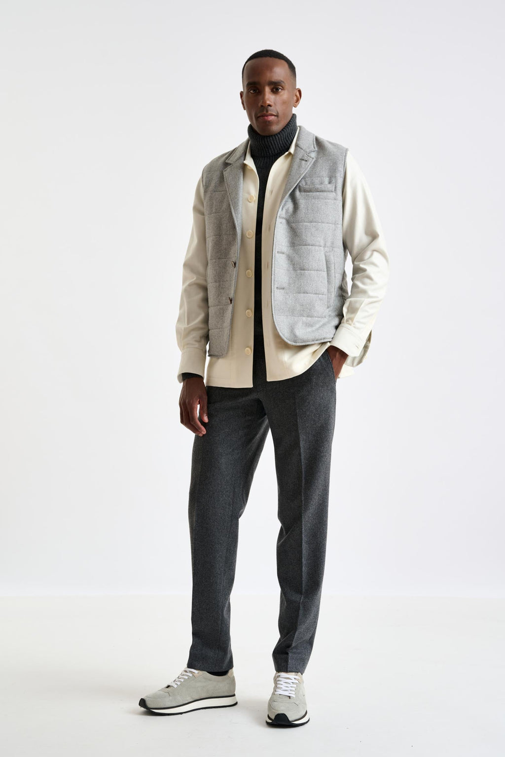 Grey Super 100's Wool Keswick Waistcoat Flannel Saxony — detail 5