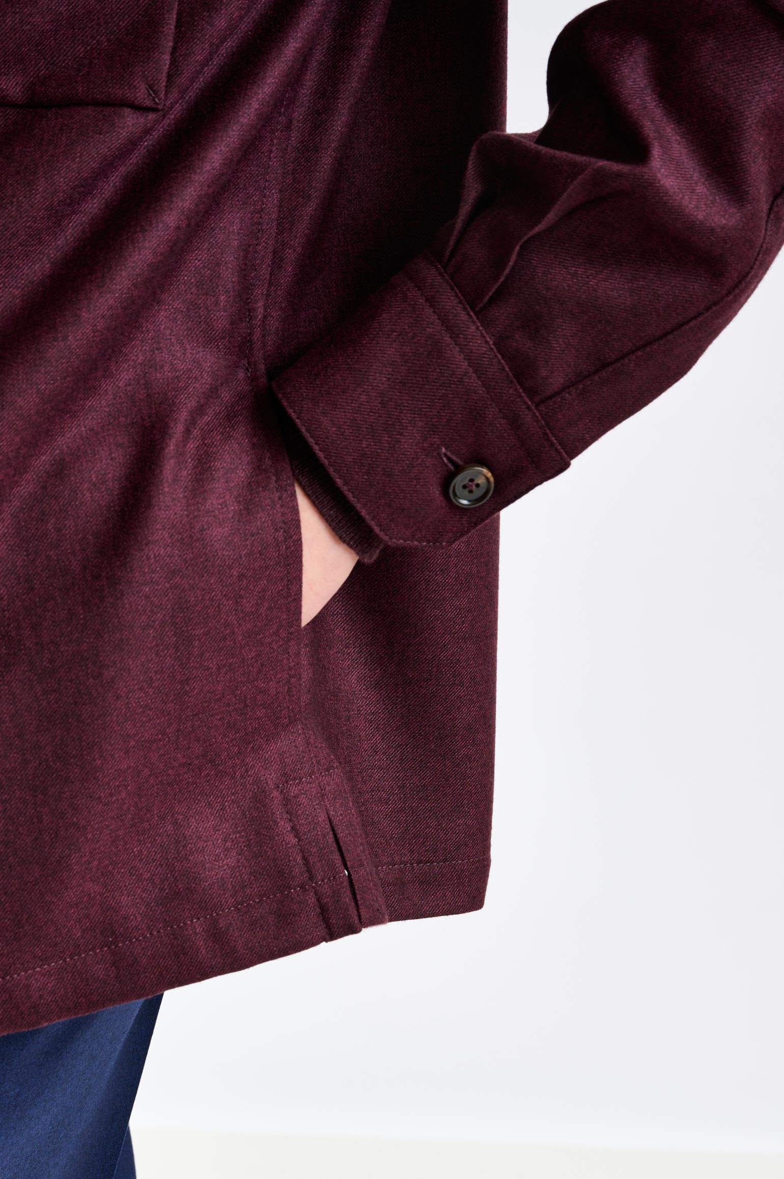 Red 100% Cashmere Overshirt Bliss — detail 1