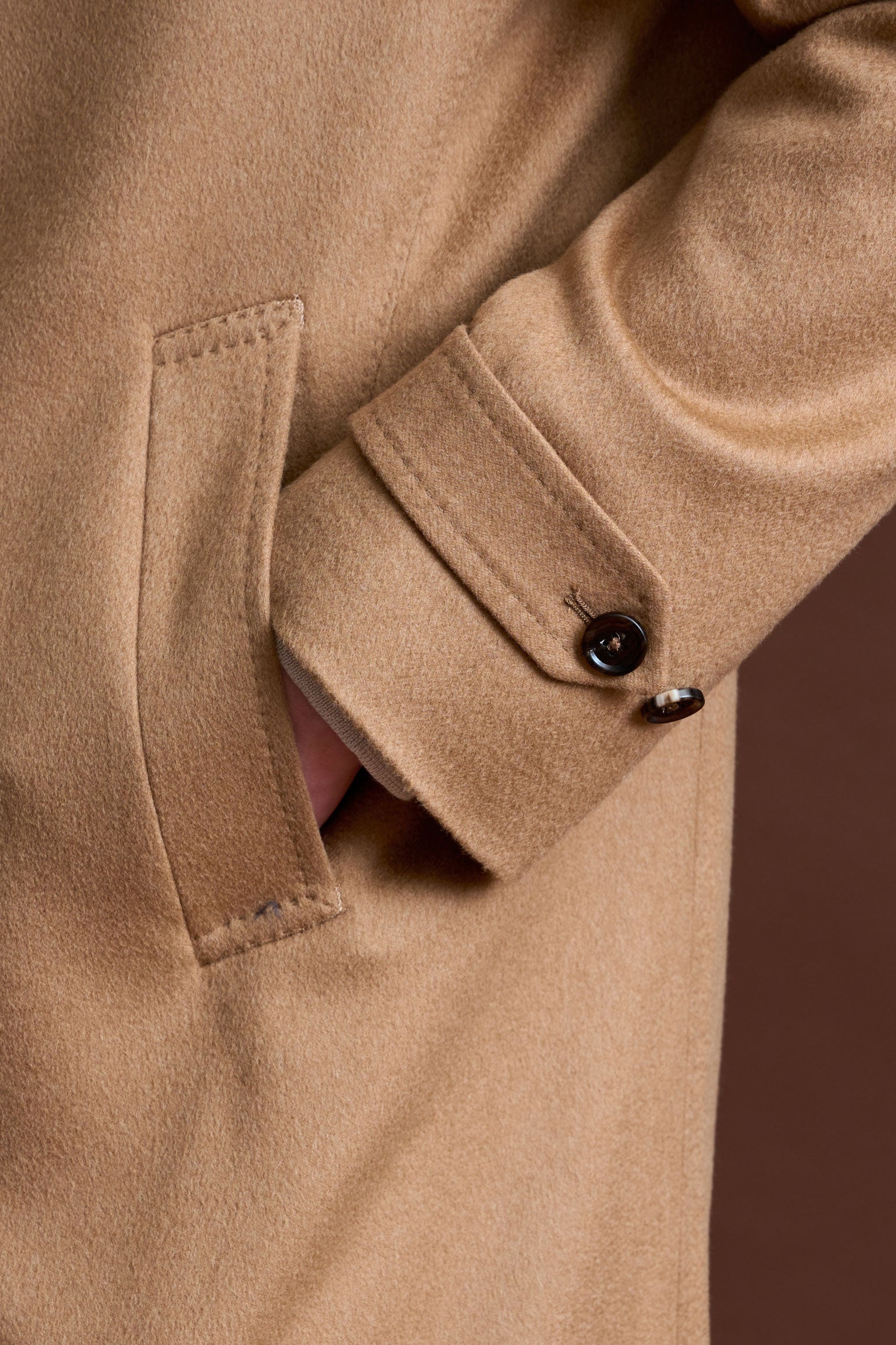 100% Vicuna Unlined Soft Leeds Overcoat — detail 3