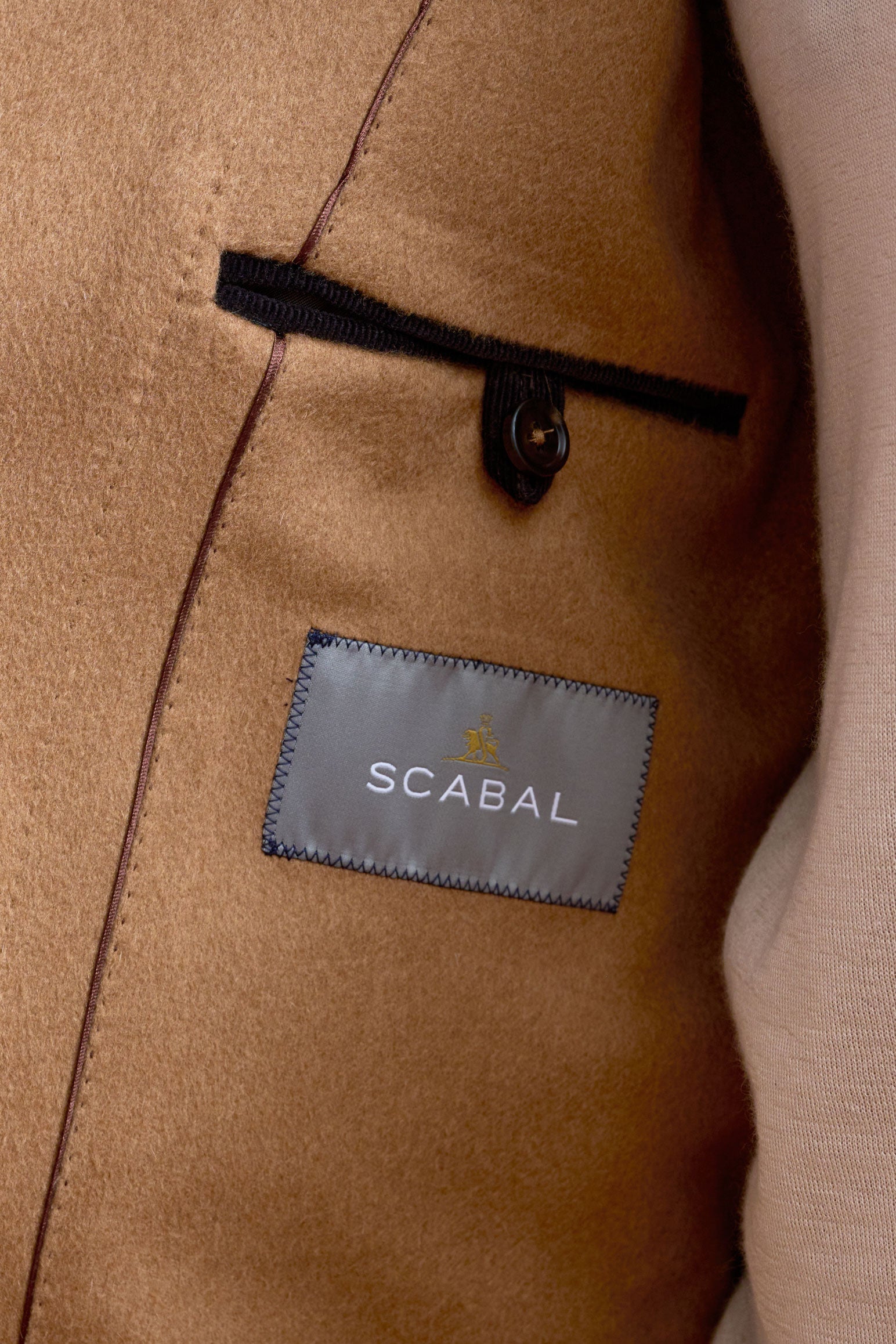 100% Vicuna Unlined Soft Leeds Overcoat — detail 4