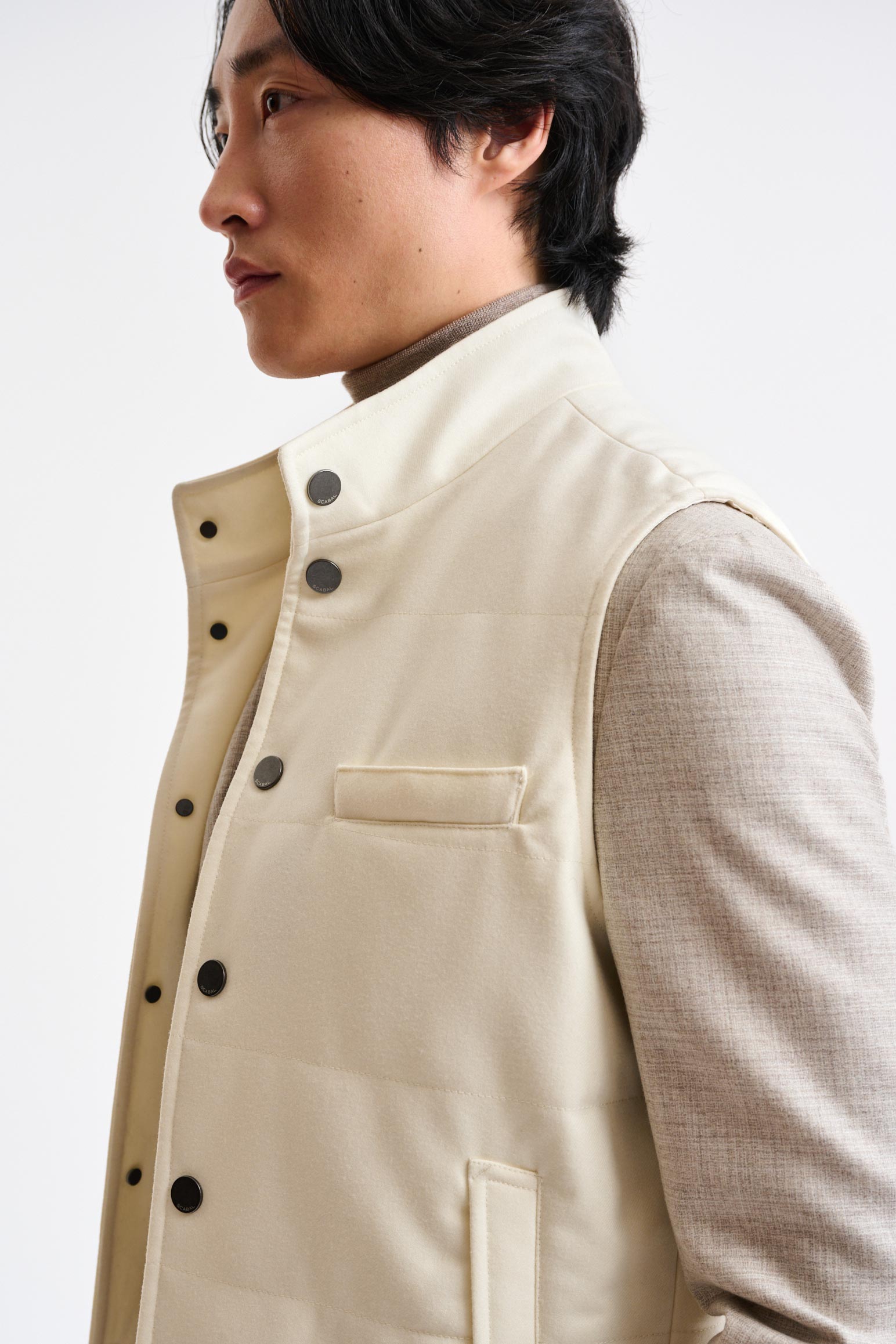 Light Beige Wool Keswick Waistcoat Flannel & Saxony — detail 2