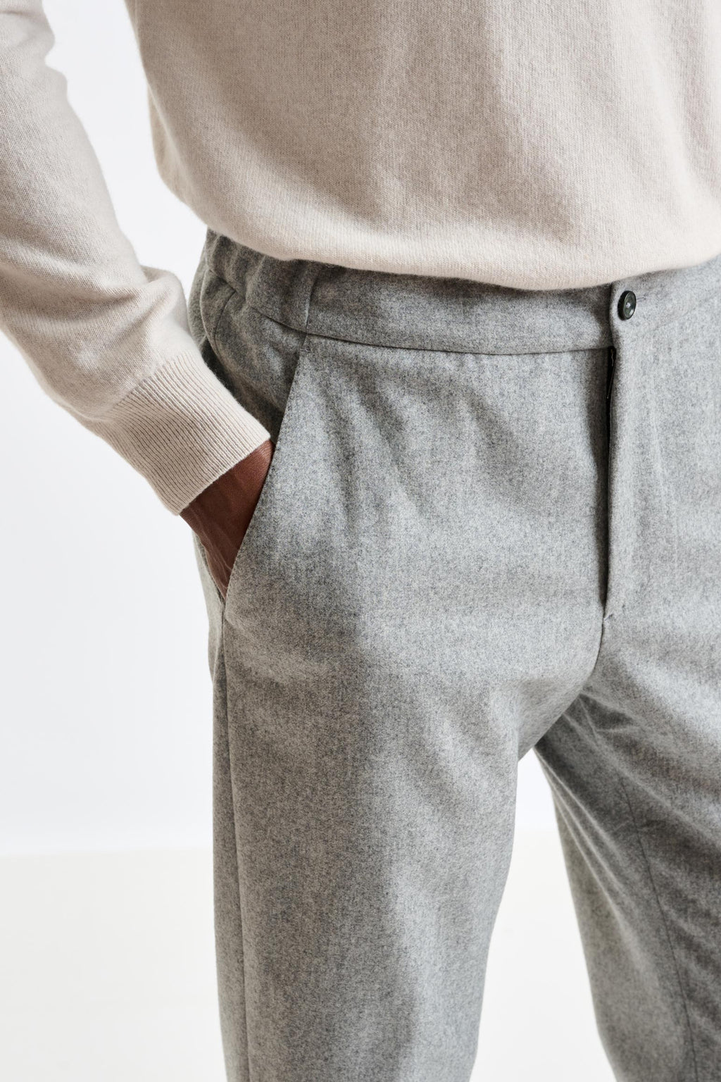 Light Grey 100% Wool Perth Drawstring Trousers Flannel Saxony — detail 3