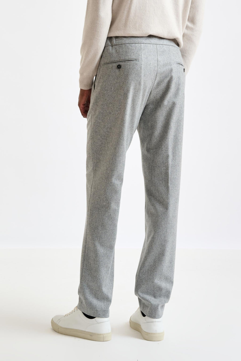 Light Grey 100% Wool Perth Drawstring Trousers Flannel Saxony — detail 2