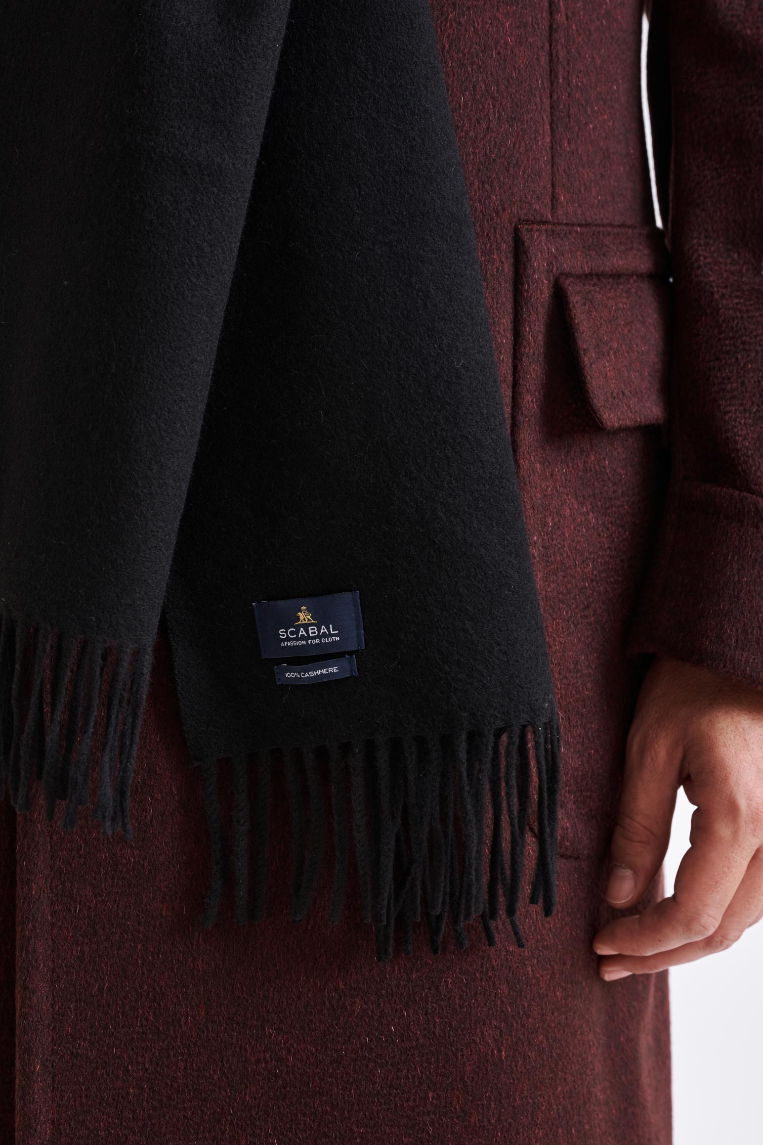 Black 100% Pure Cashmere Scarf — detail 3