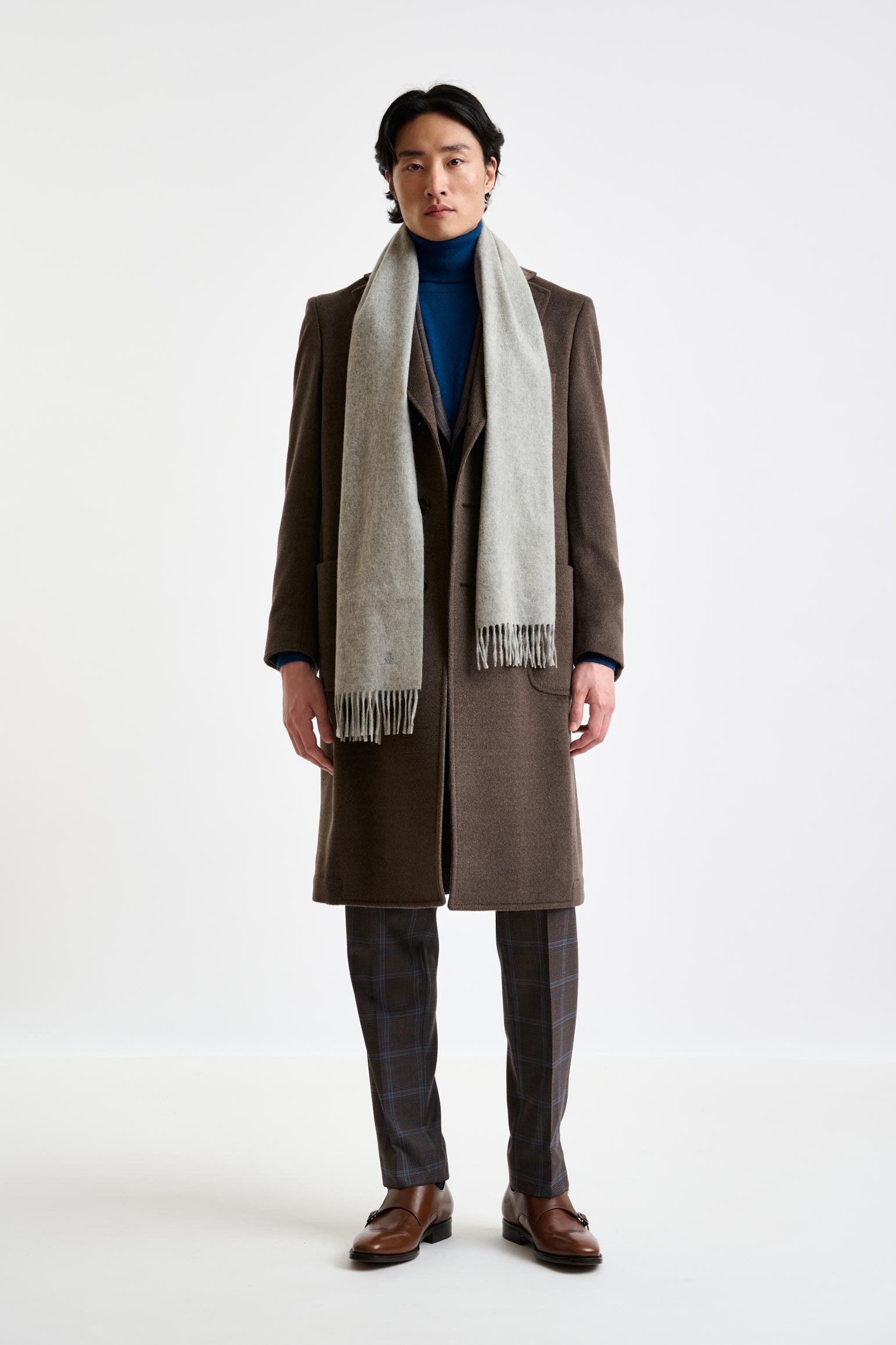 Mid-Grey 100% Pure Cashmere Scarf — detail 2