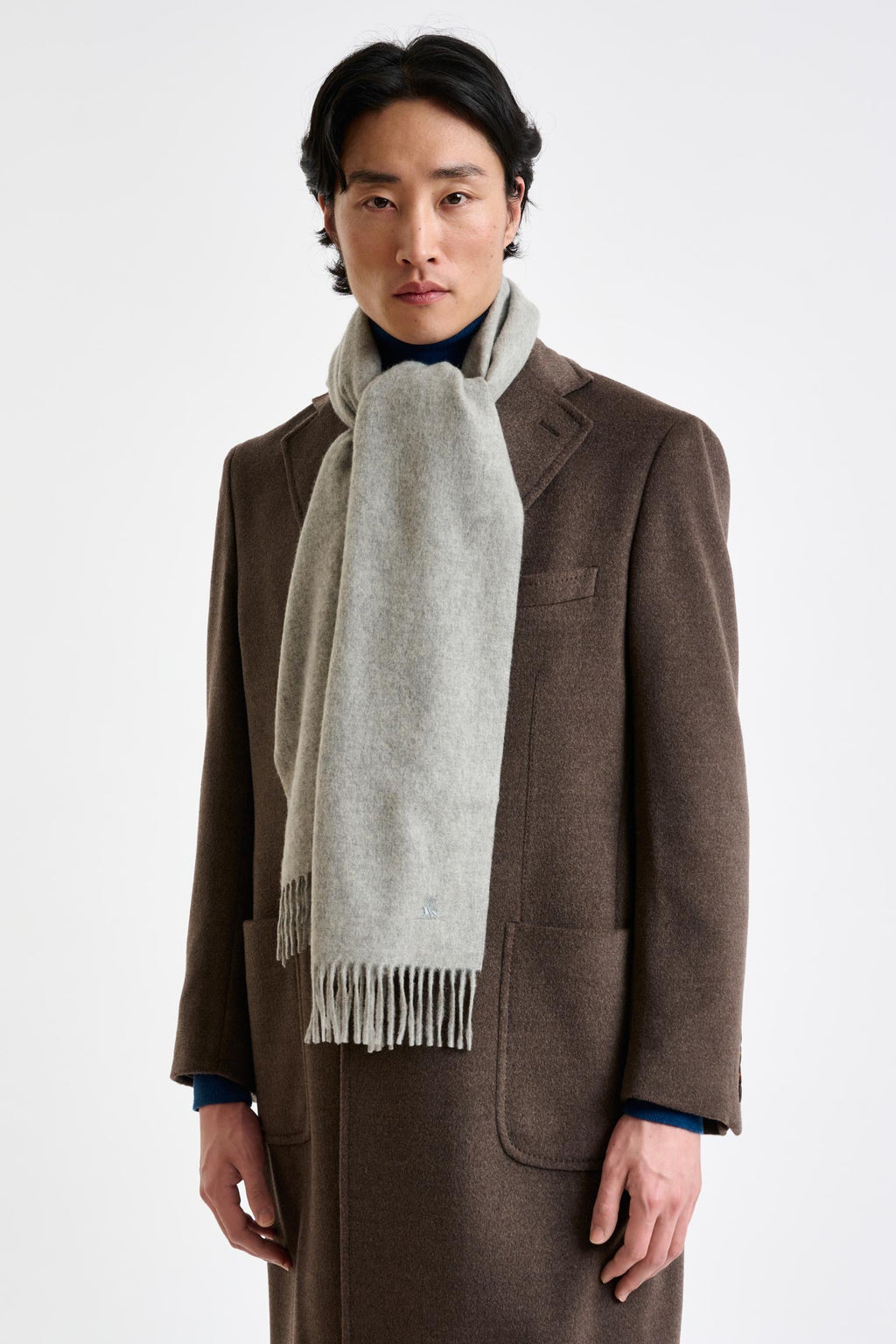 Mid-Grey 100% Pure Cashmere Scarf — detail 3