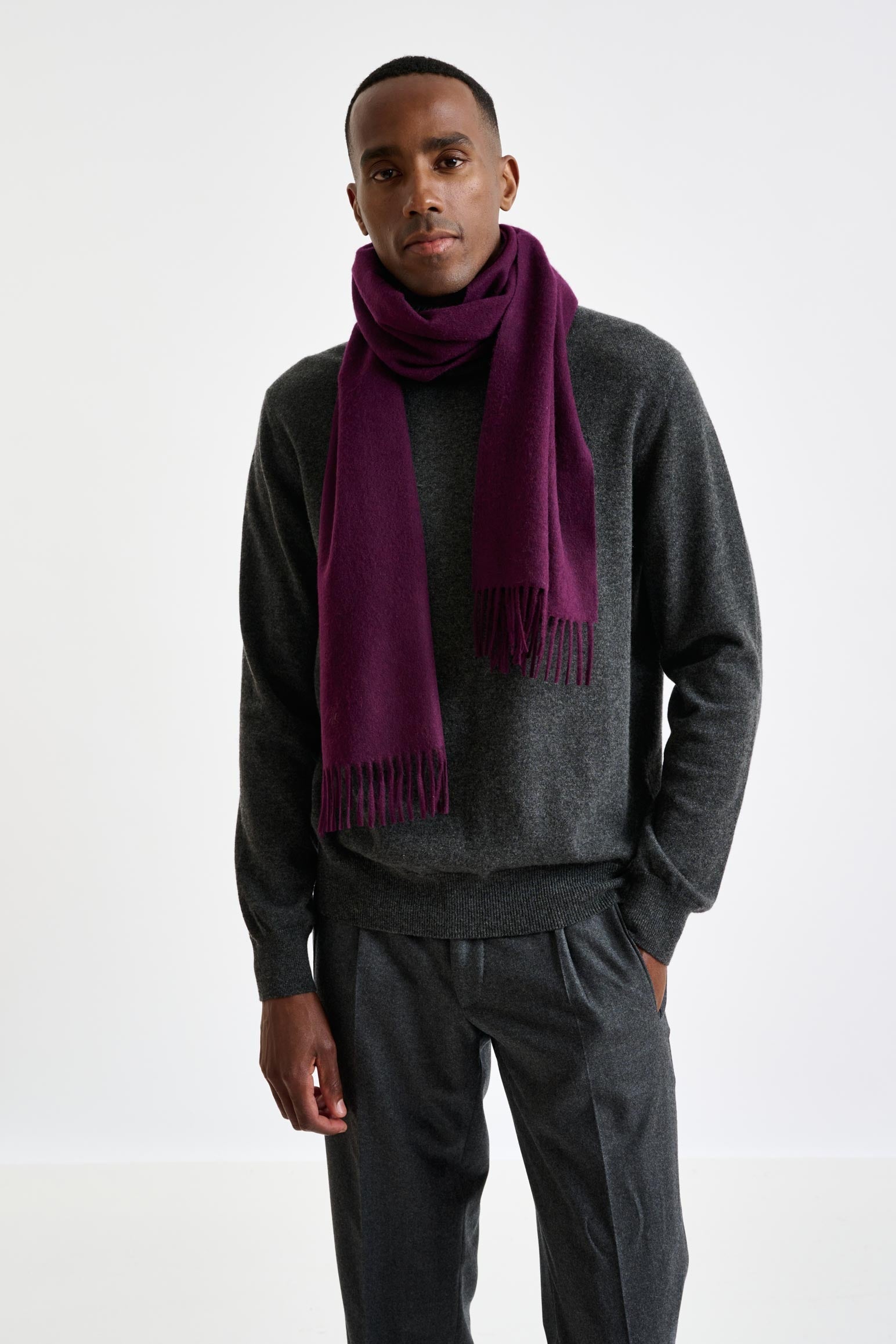 Purple 100% Pure Cashmere Scarf — detail 1