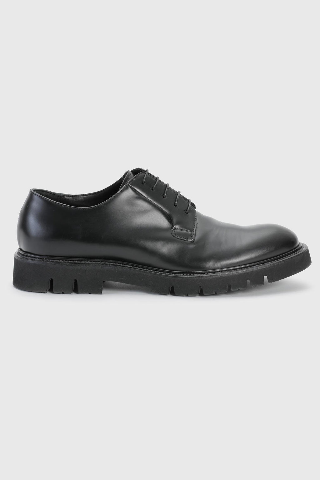 Black Glazed Calfskin Derby R Shoes