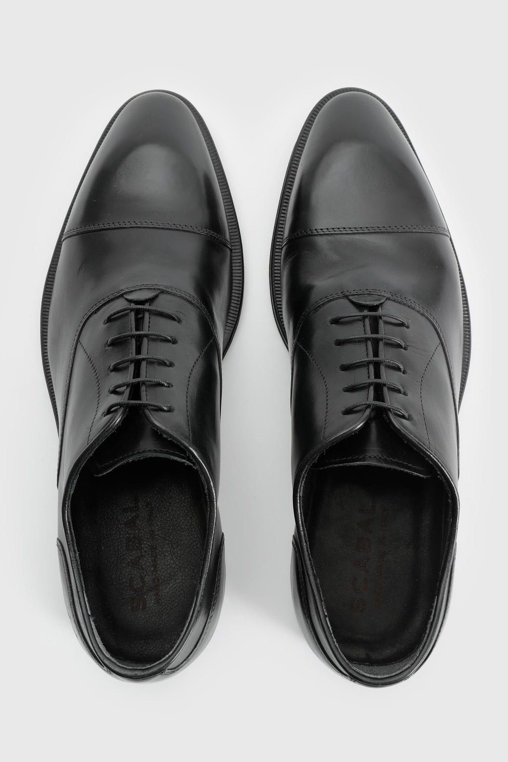 Black Oxford Light Shoe — detail 1