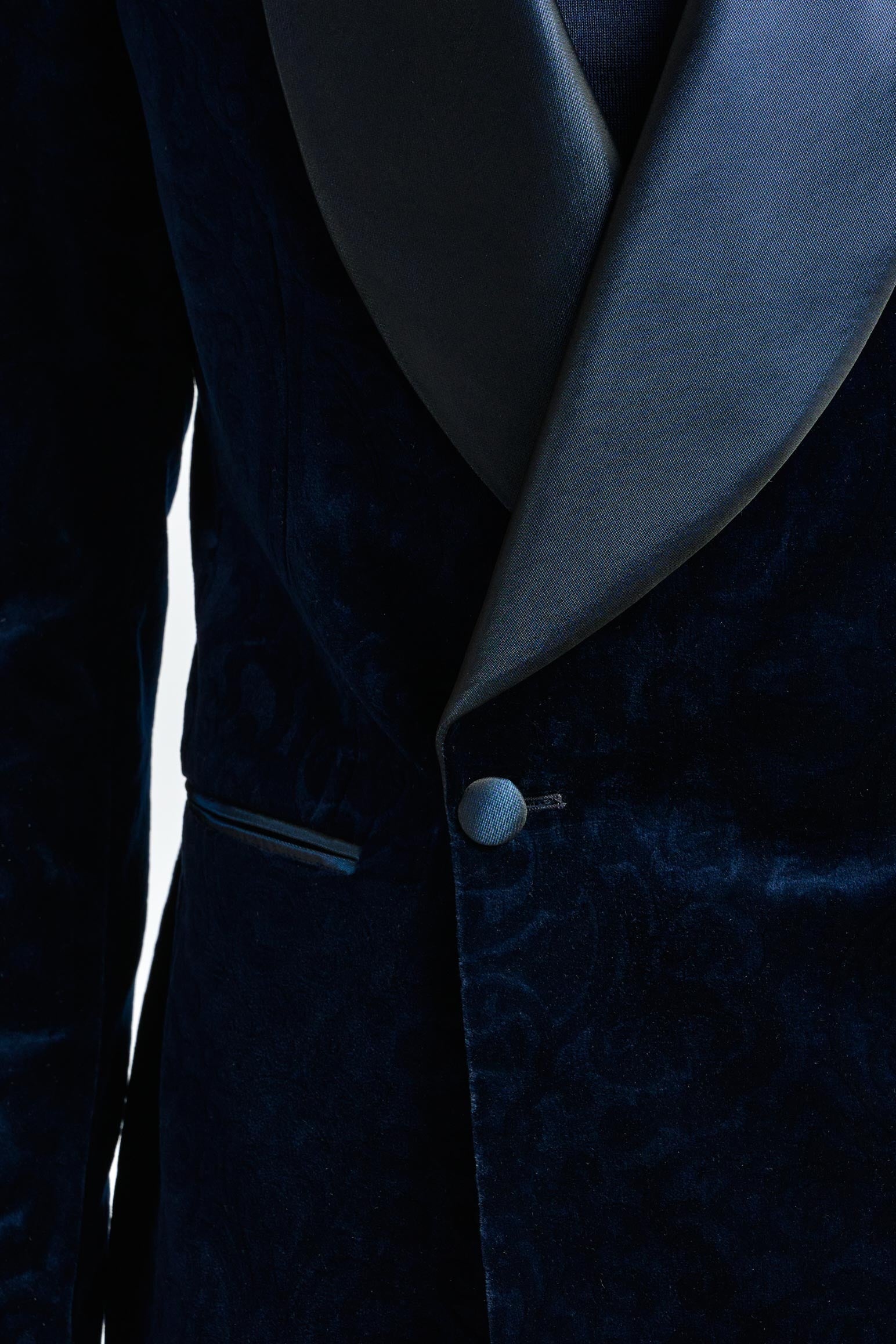 Navy Velvet Tuxedo Festival — detail 5