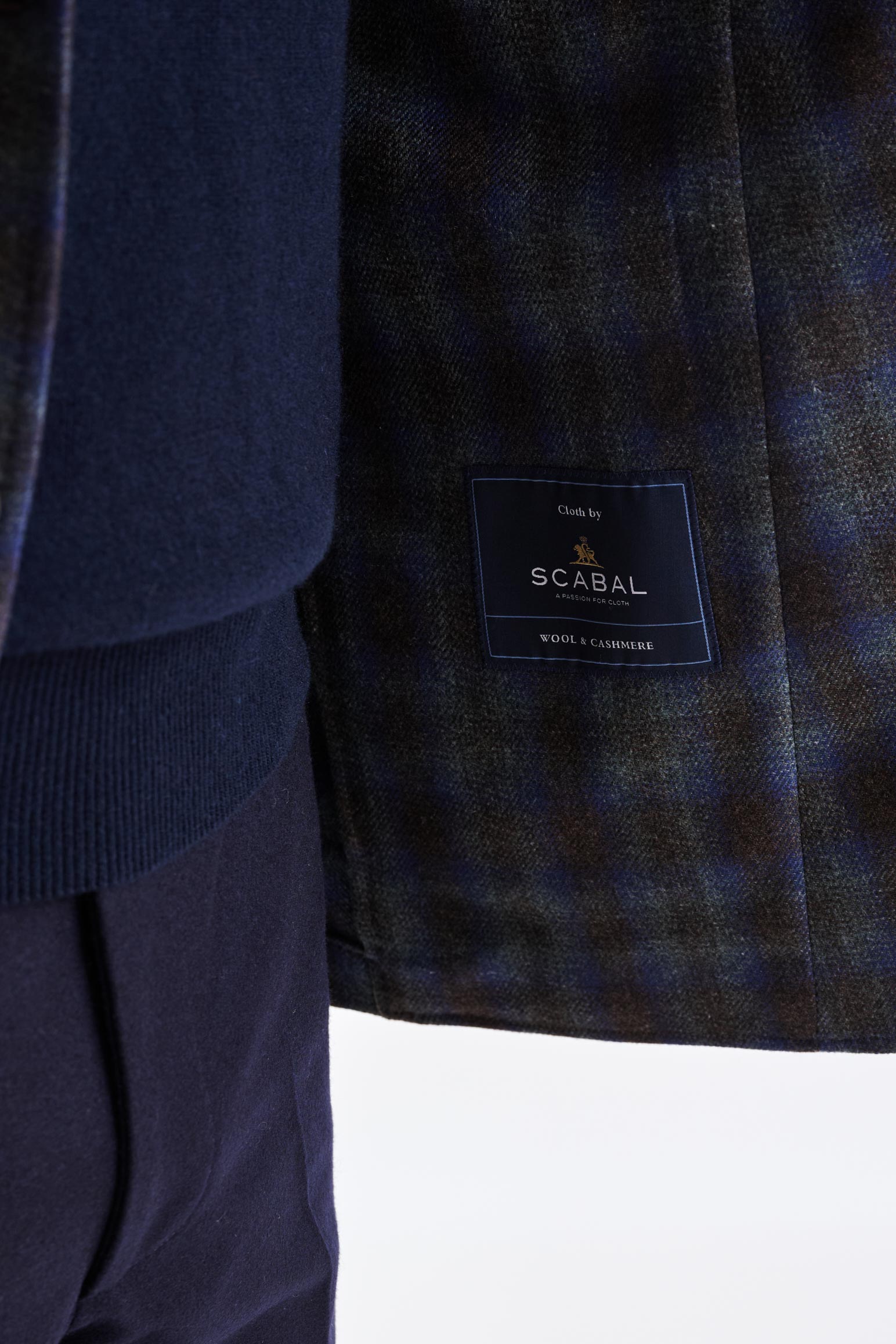 Medium Blue Wool & Cashmere Kenton Jacket Escape — detail 3