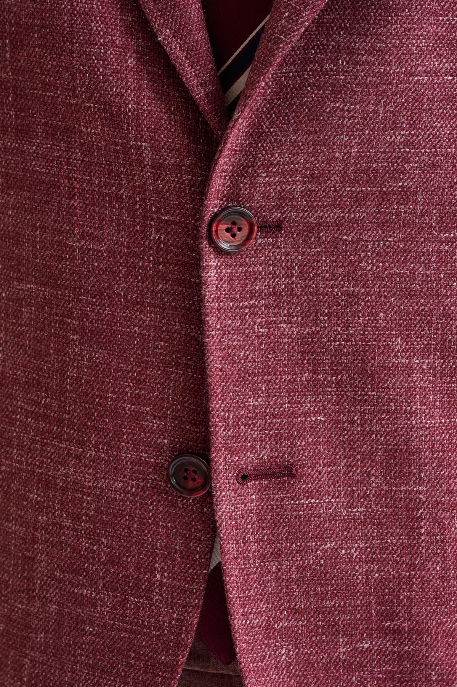 Raspberry Wool & Silk Kenton Jacket Amalfi Trend — detail 2