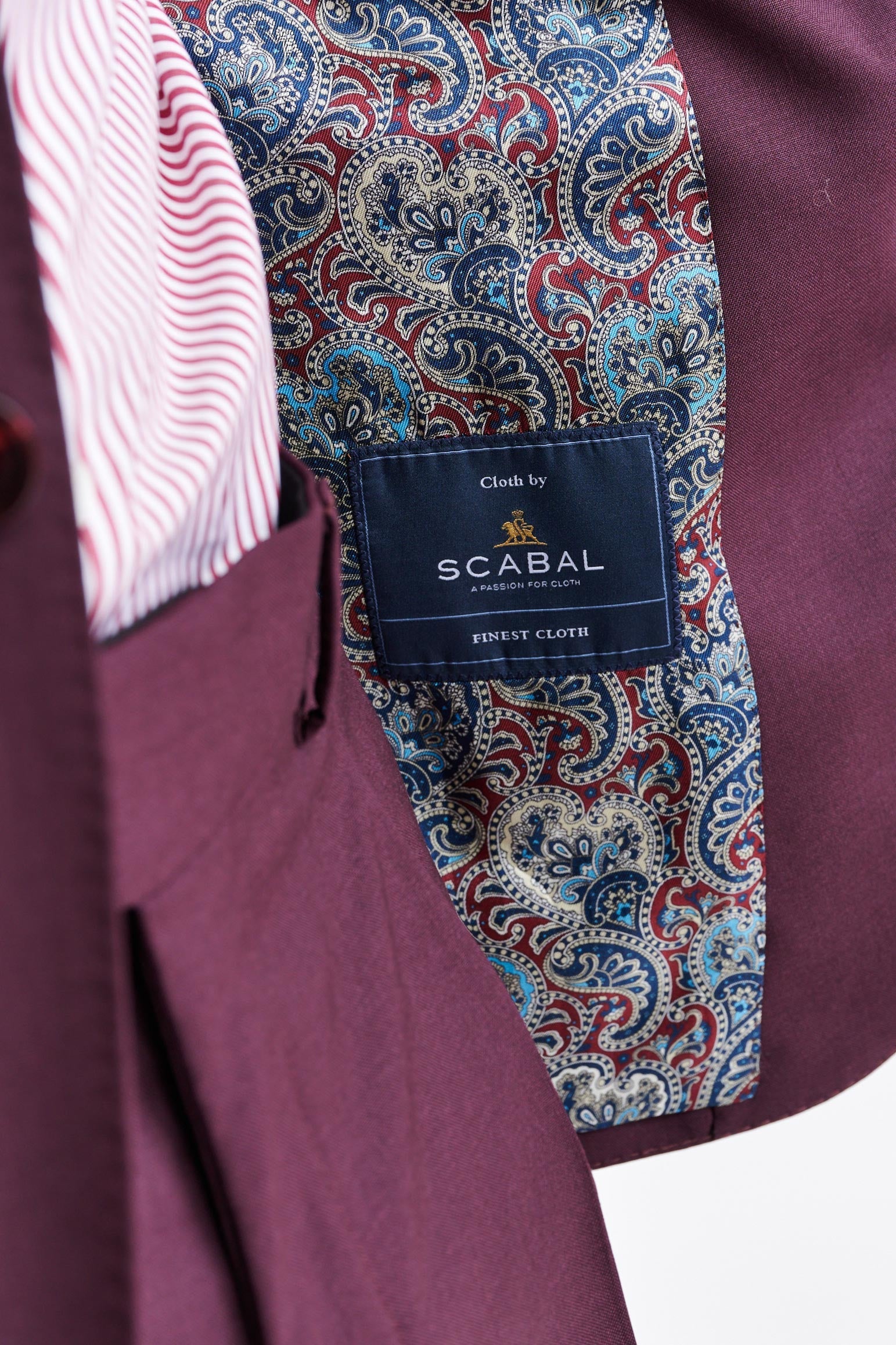 Red 100% Wool Kenton Jacket Capri — detail 3
