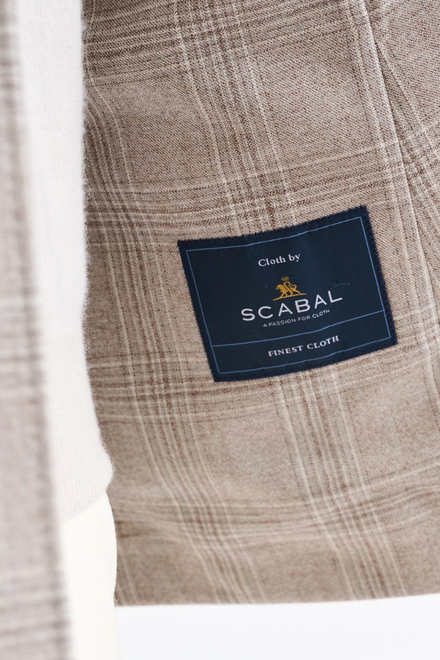 Light Beige Wool Kenton Tuxedo Flannel & Saxony — detail 3