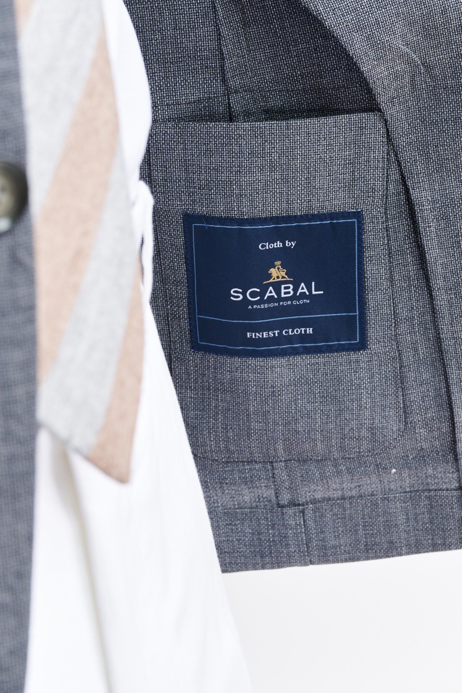Medium Grey 100% Wool Super 100's Kenton Jacket Image — detail 3