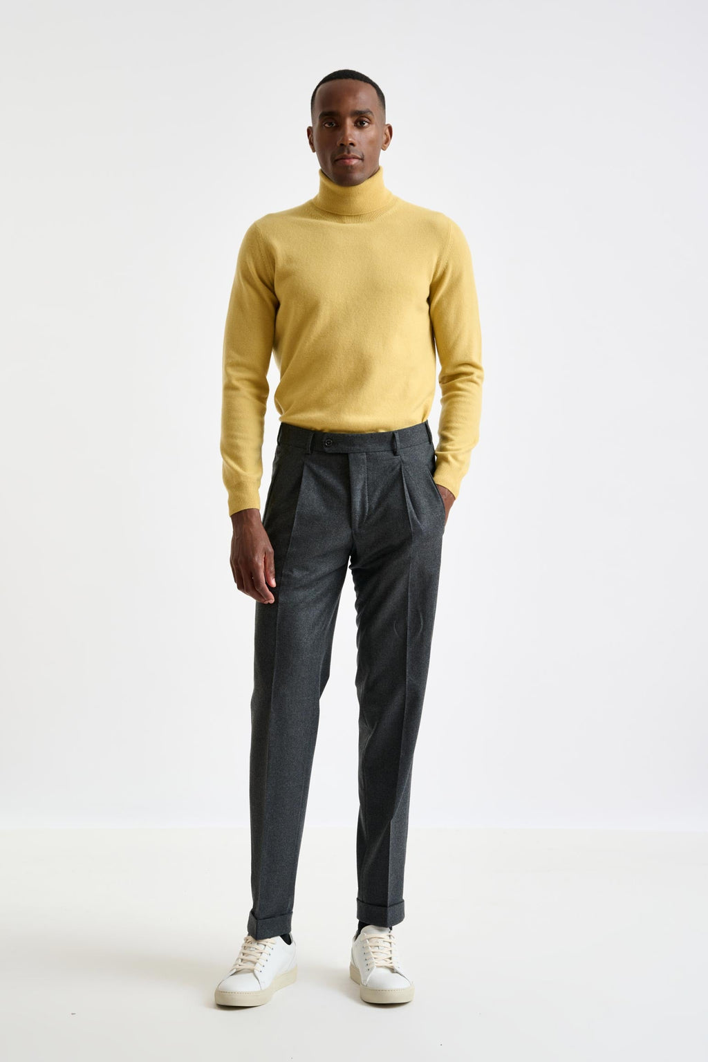 Grey Super 120's Wool Farley Trousers Flannel & Saxony — detail 2