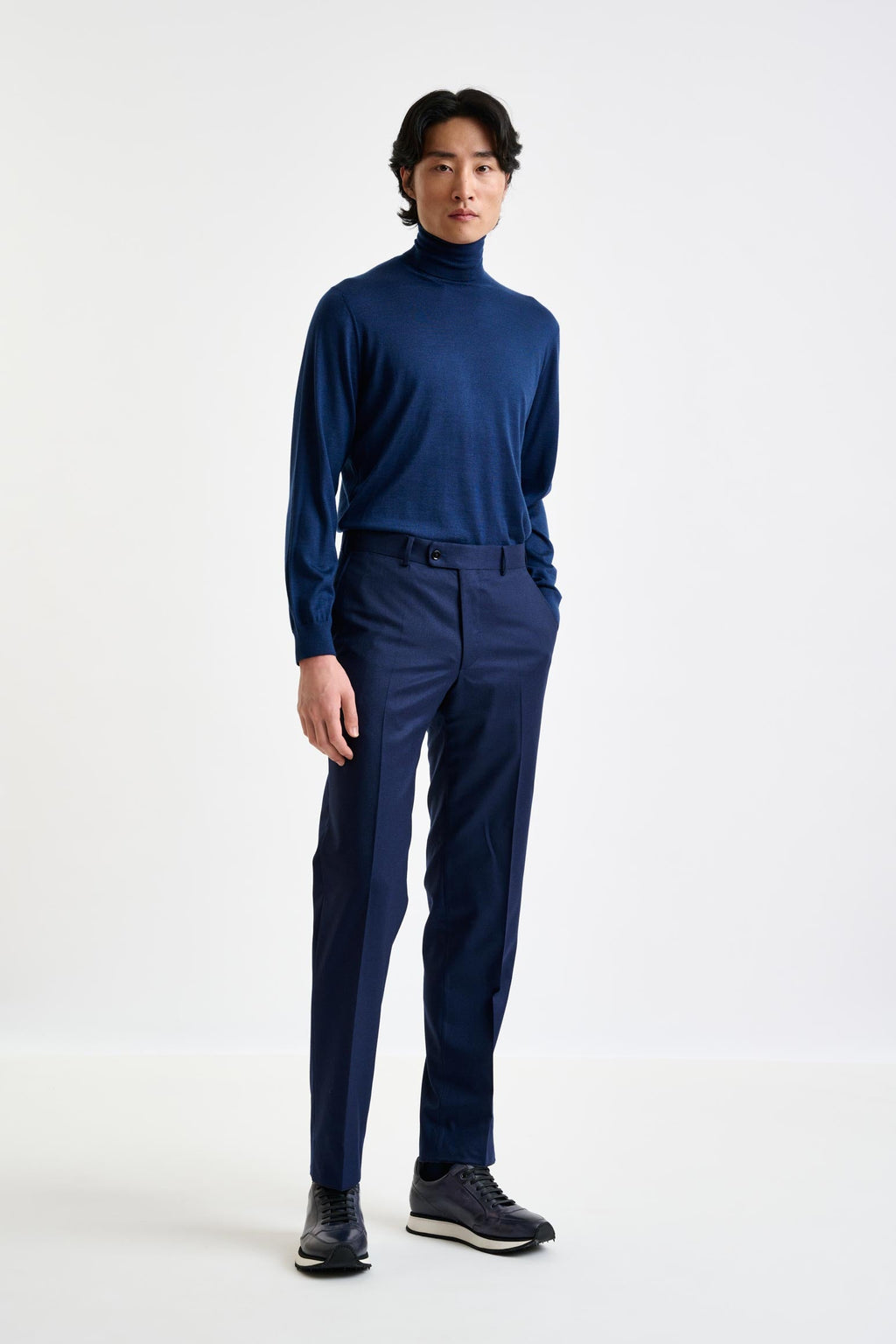 Dark Blue Super 100's Wool Farley Trousers Flannel Saxony — detail 2