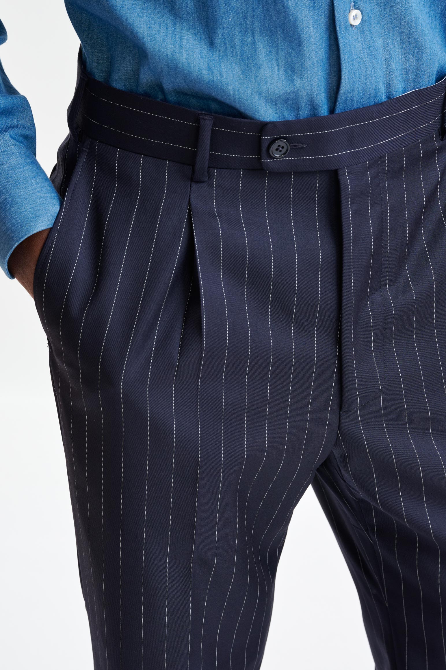 Navy Super 100's Merino Wool Farley Trousers The Royal — detail 2