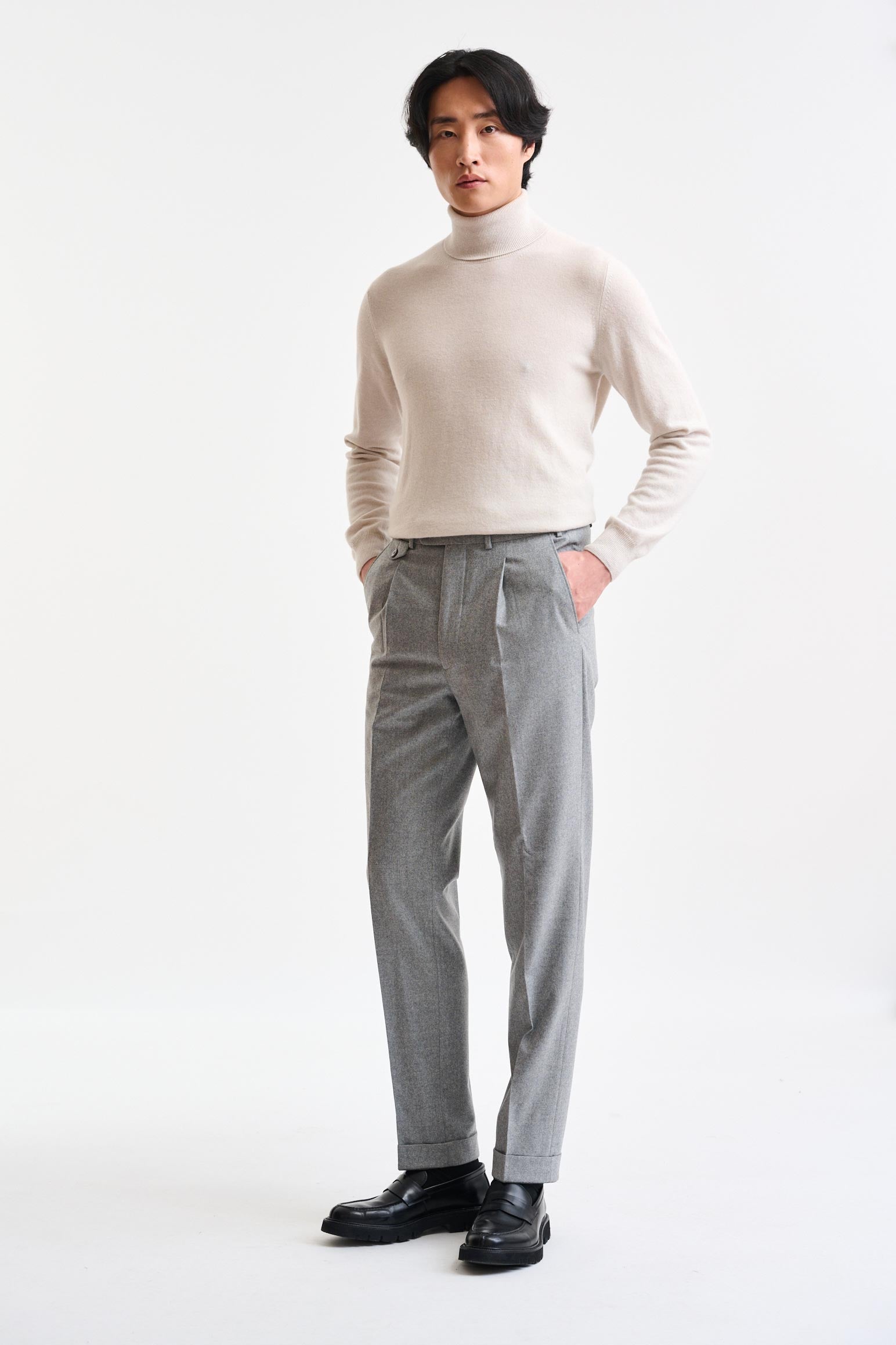 Grey Wool Farley Trousers Flannel & Saxony — detail 1