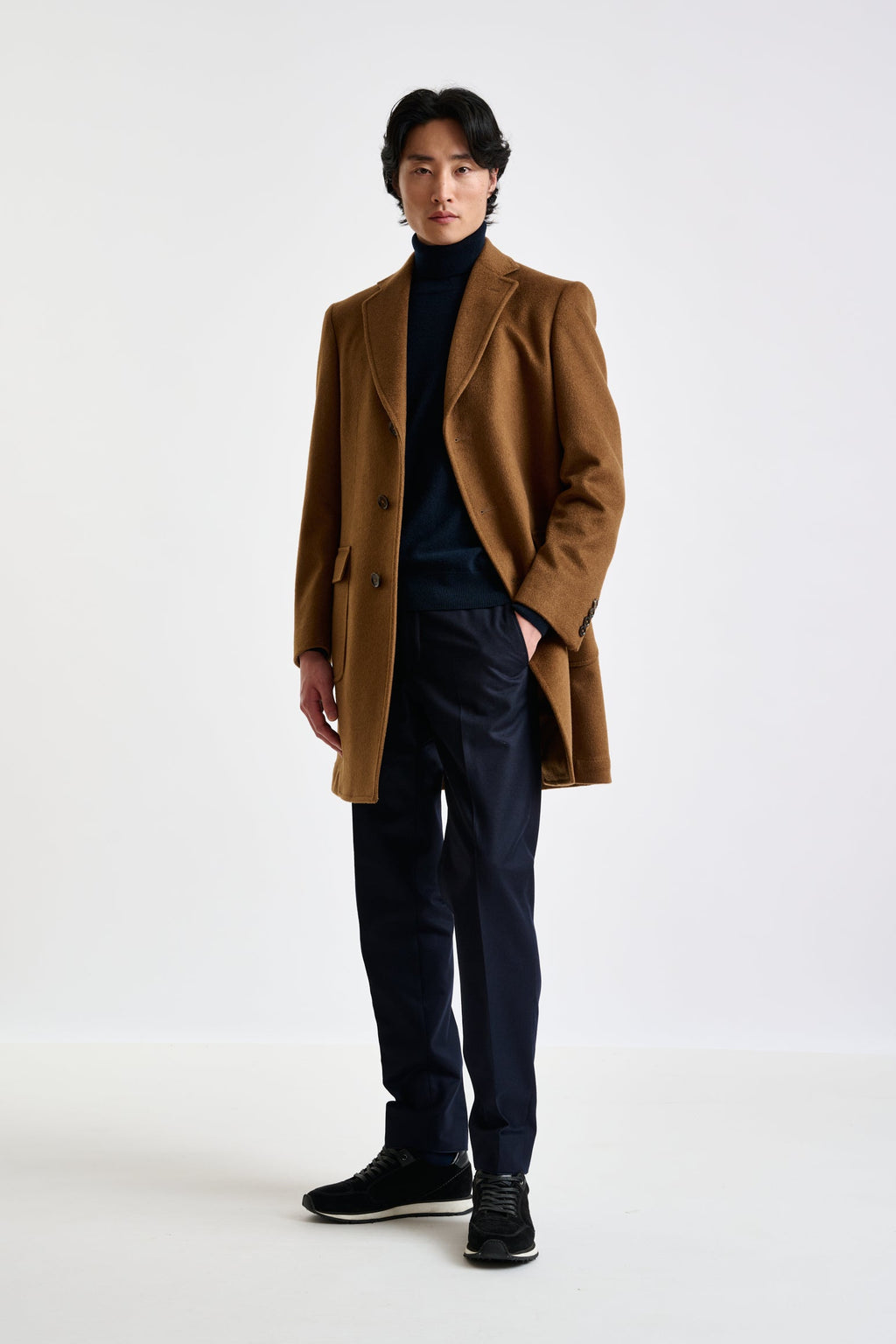 Brown 100% Cashmere Lincoln Overcoat — detail 1